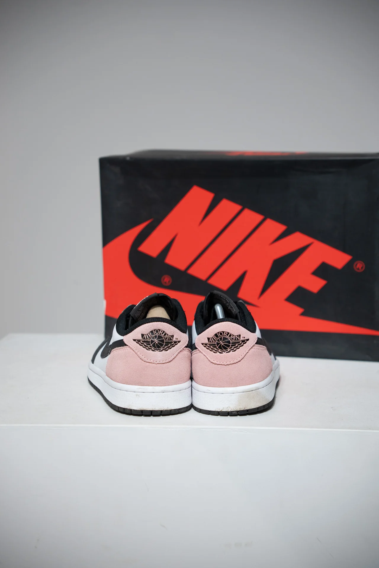 Jordan 1 Low Bleached Coral (Taille 42) - Image 3