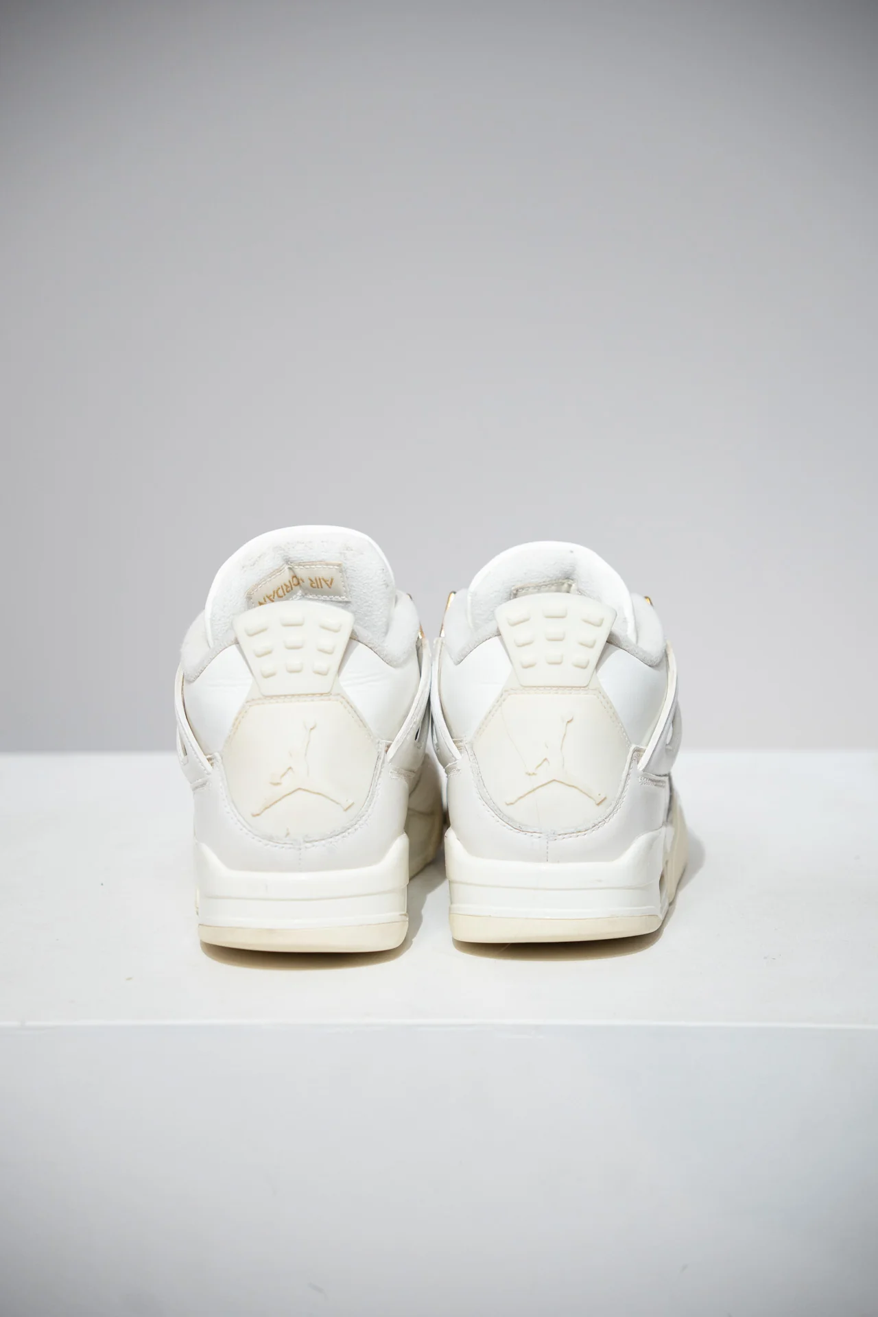 Jordan 4 Metallic Gold (Taille 41) - Image 4