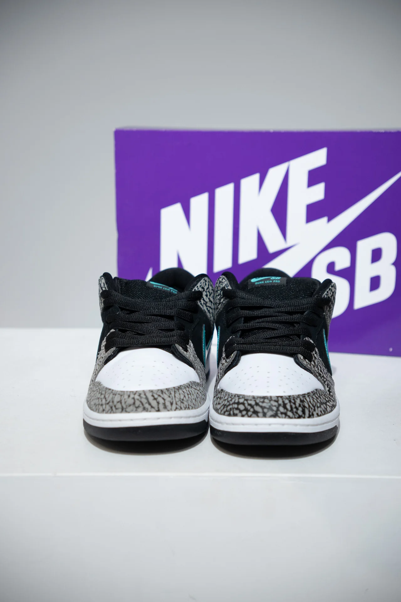 Dunk Low SB Atmos (Taille 44,5) - Image 2