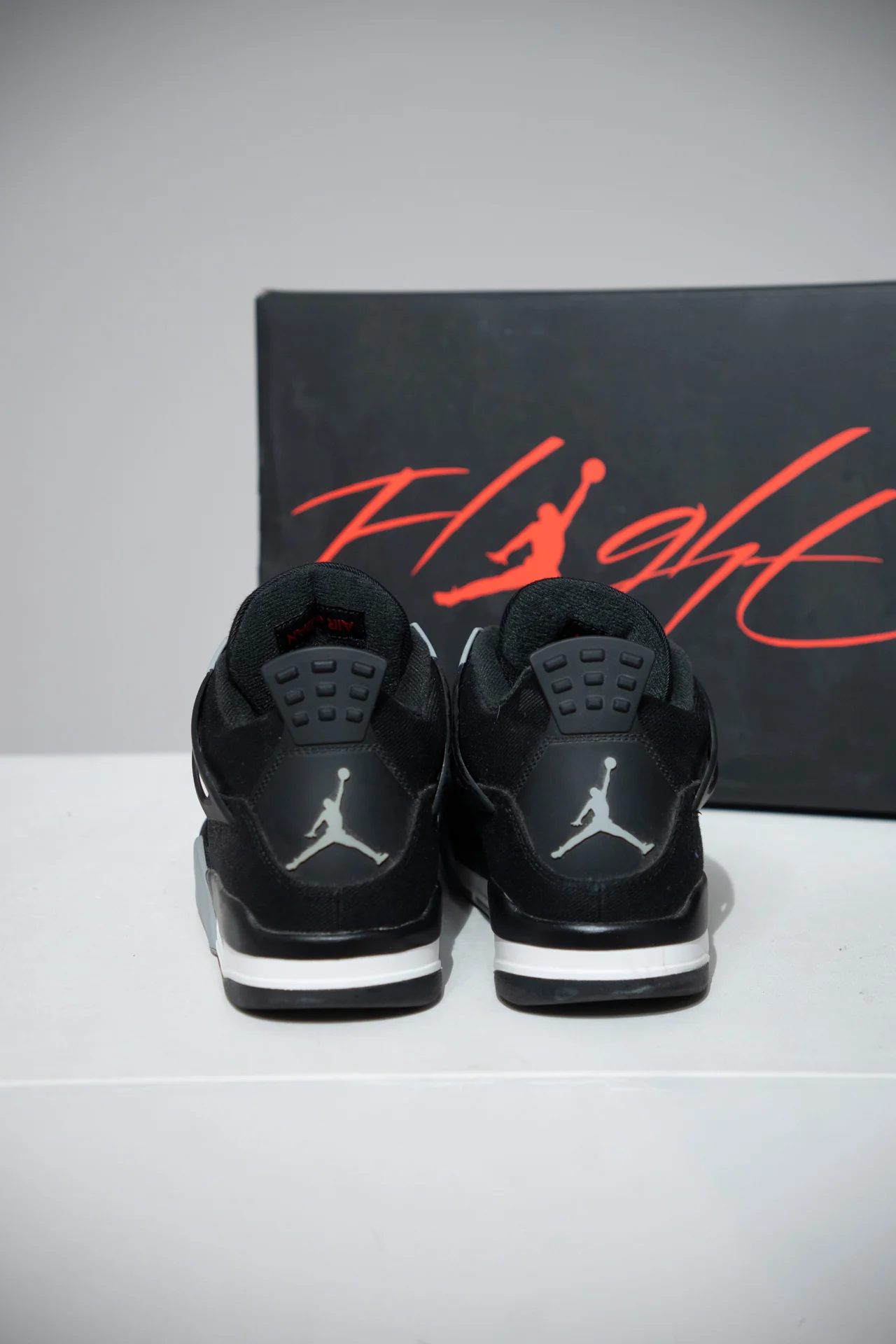 Jordan 4 Black Canvas (Taille 41) - Image 3