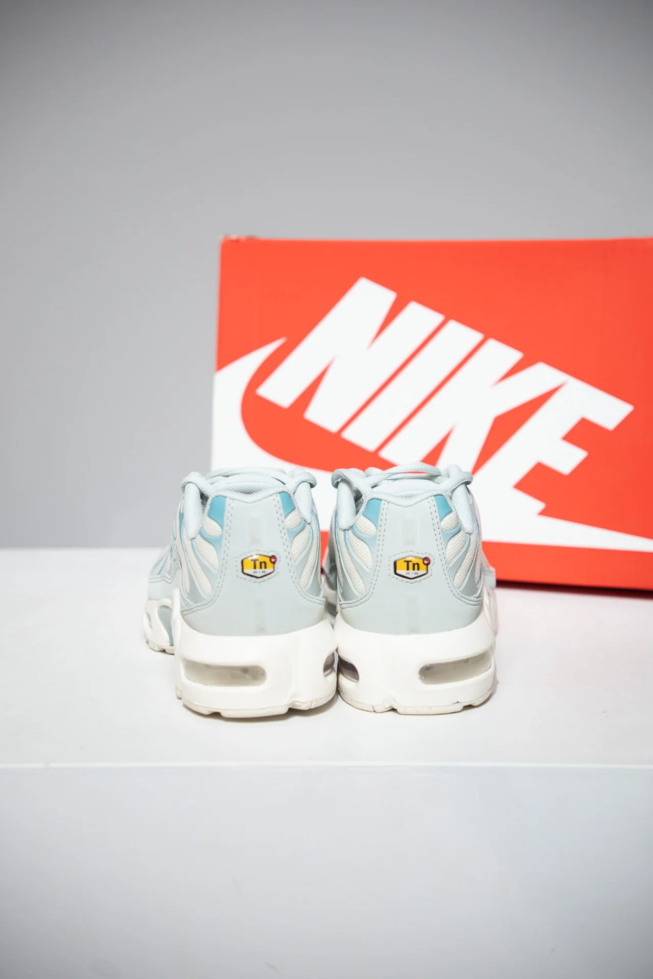 Air Max Plus (TN) Soft Pearl (Taille 40) - Image 6