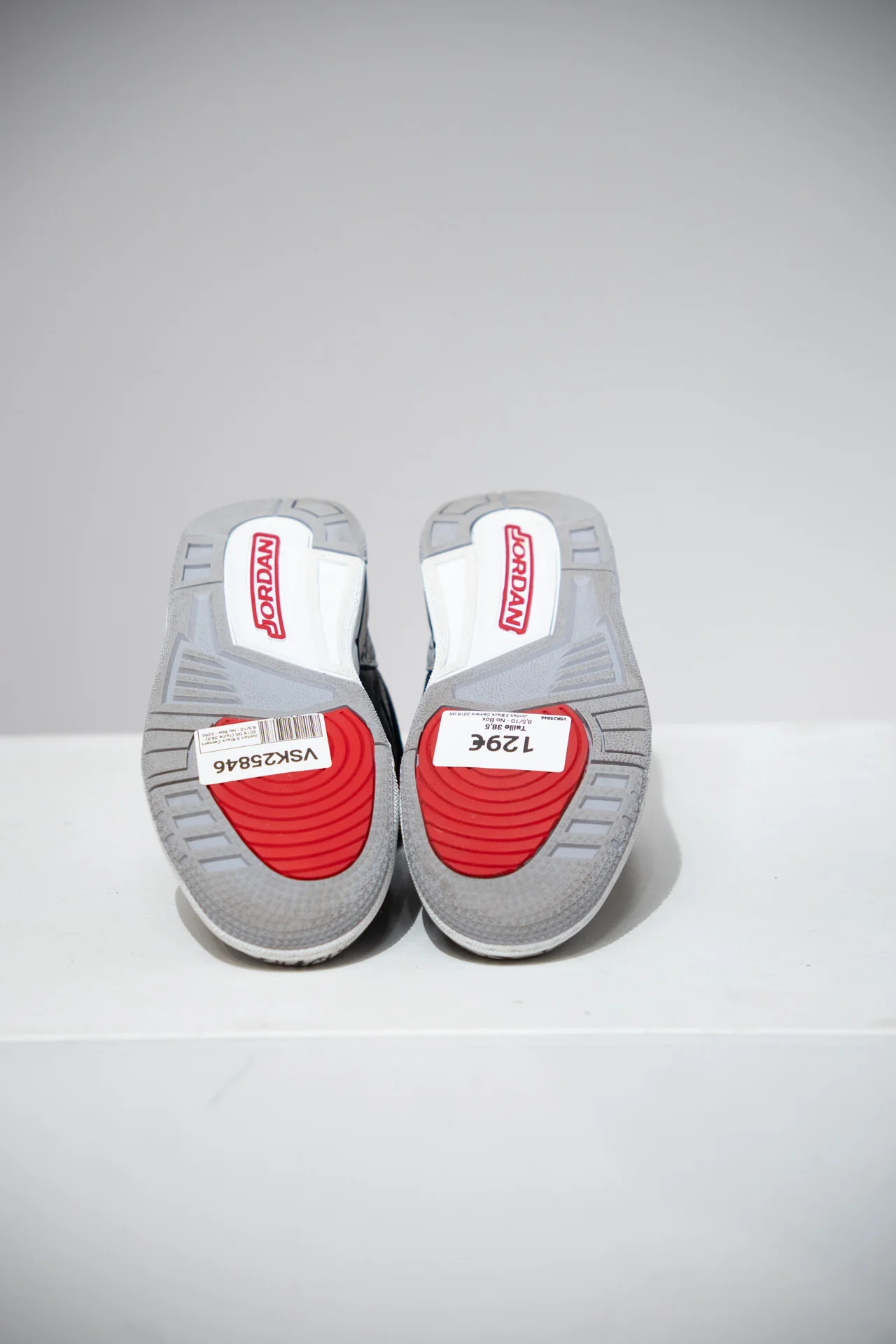 Jordan 3 Black Cement 2018 GS (Taille 38,5) - Image 6