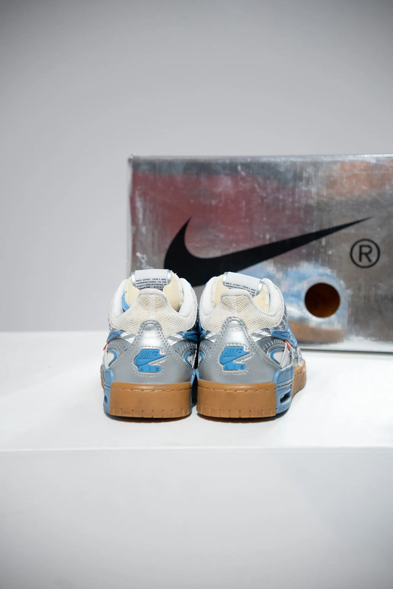 Rubber Dunk Off-White UNC (Taille 37,5) - Image 3