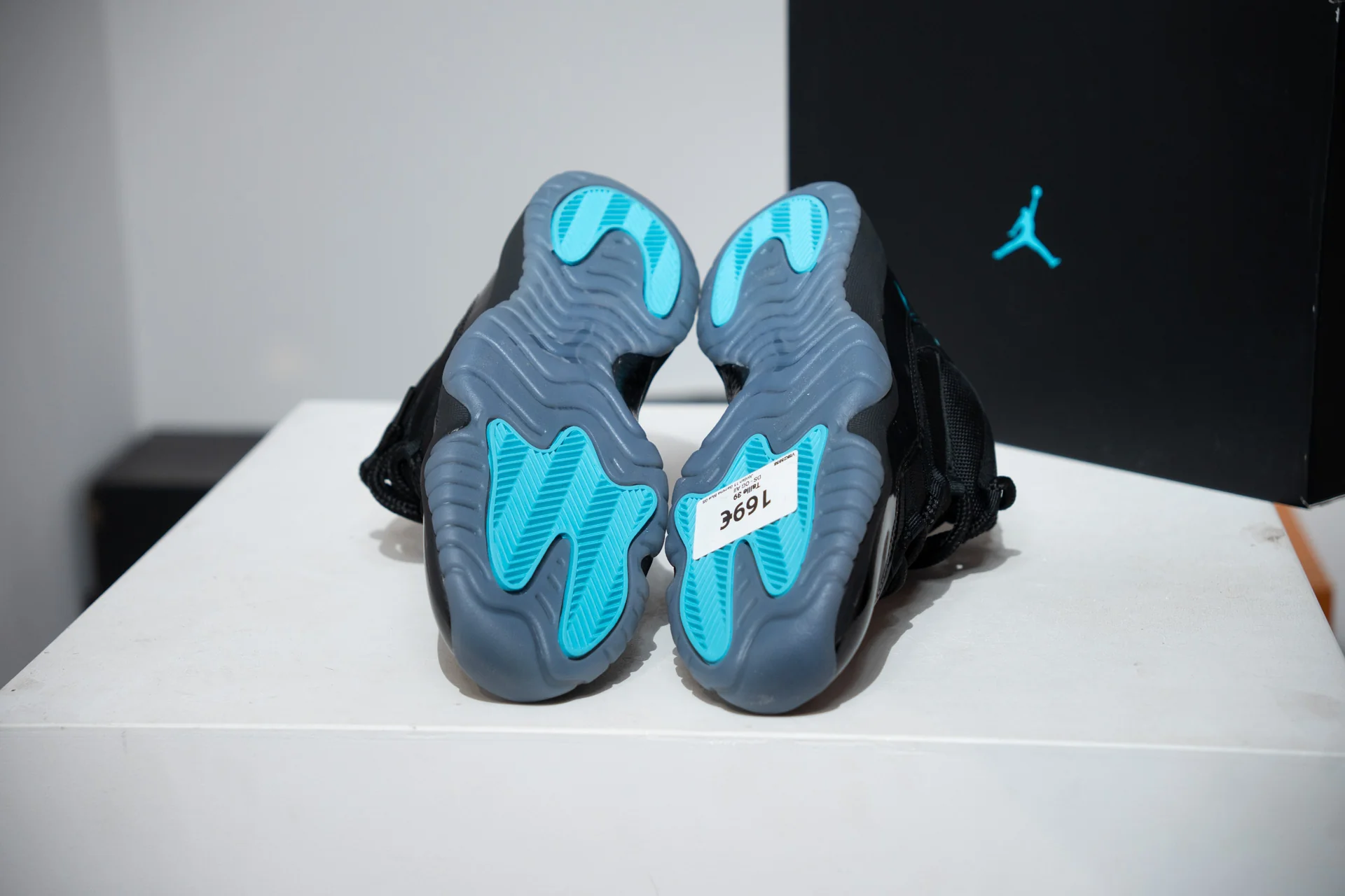 Jordan 11 Gamma Blue GS (Taille 39) - Image 4