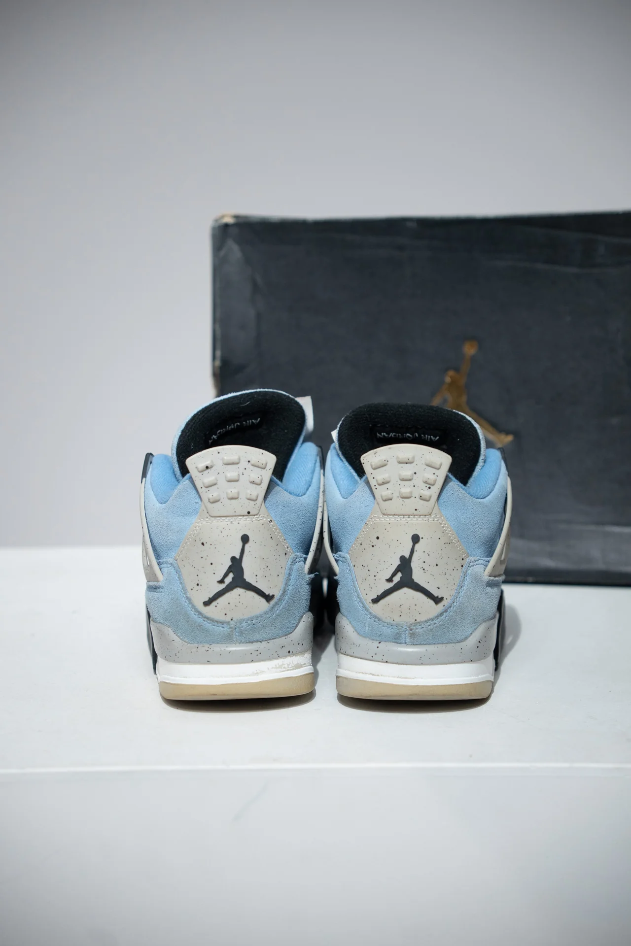Jordan 4 UNC GS (Taille 37,5) - Image 9