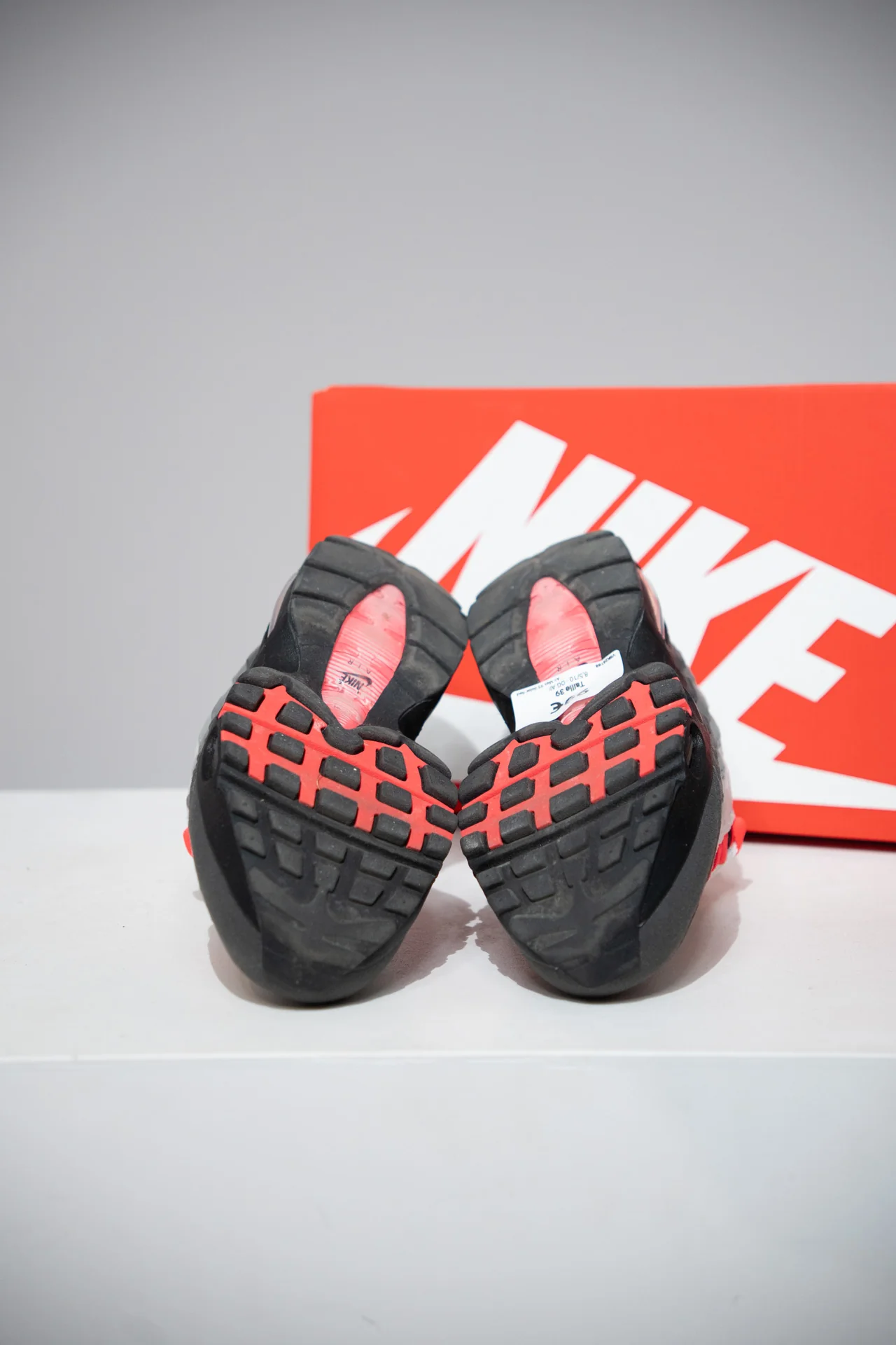 Air Max 95 Solar Red (Taille 39) - Image 8