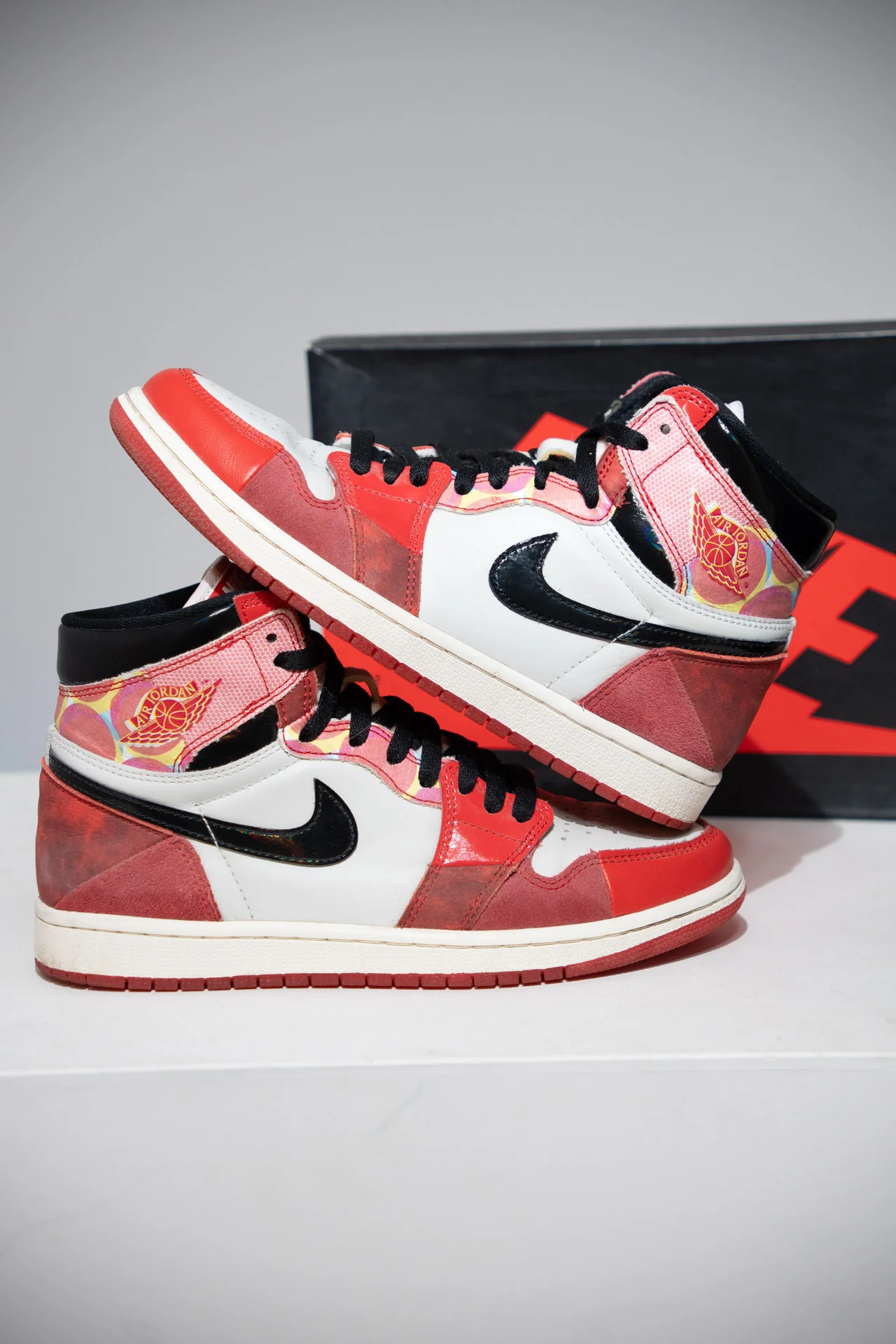 Jordan 1 High Across The Spider-Verse (Taille 40,5) - Image 6