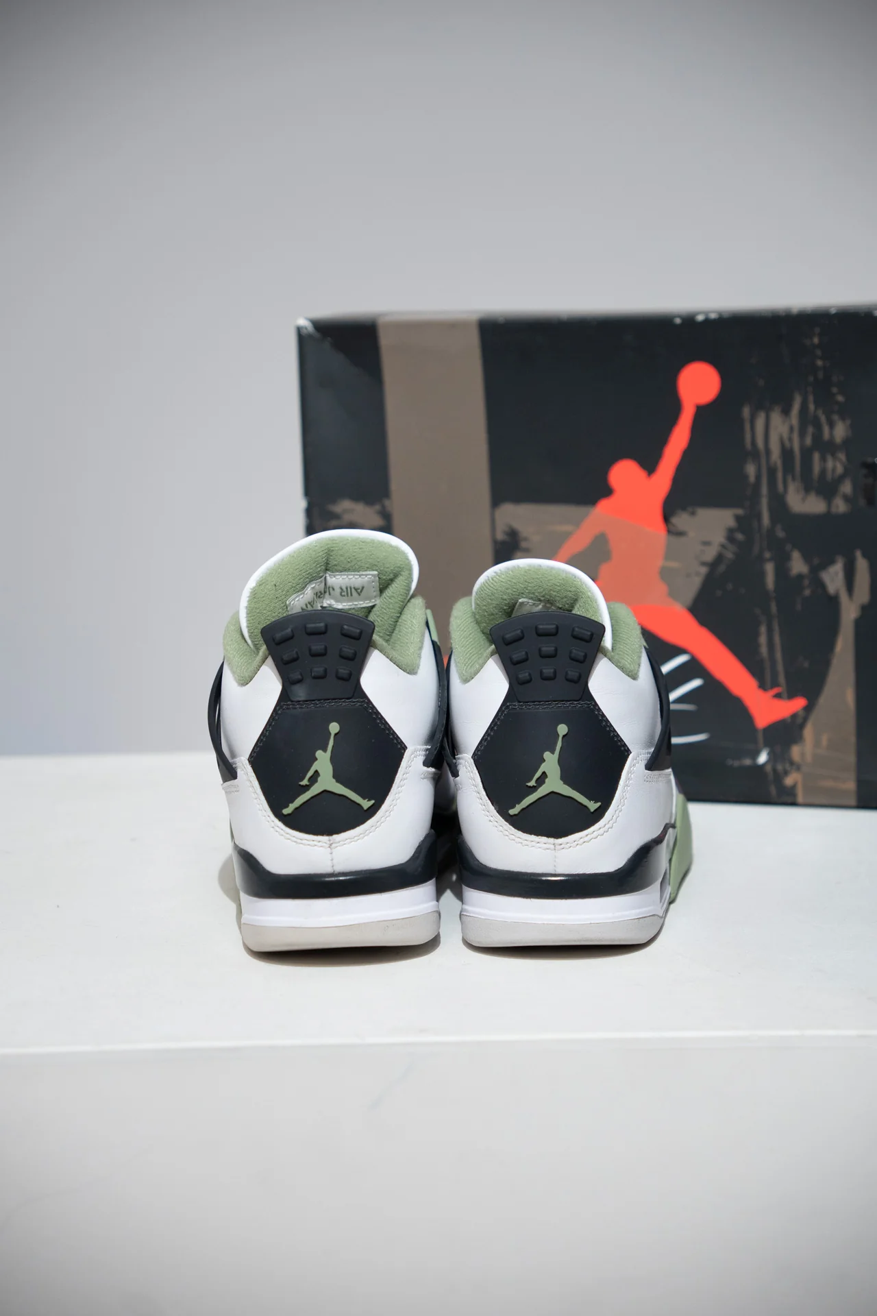 Jordan 4 Seafoam (Taille 38) - Image 2