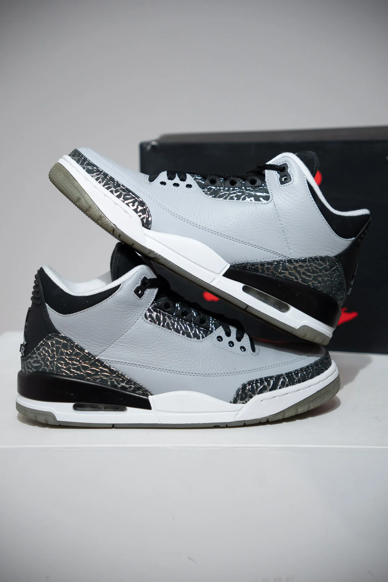 Jordan 3 Wolf Grey (Taille 42,5)