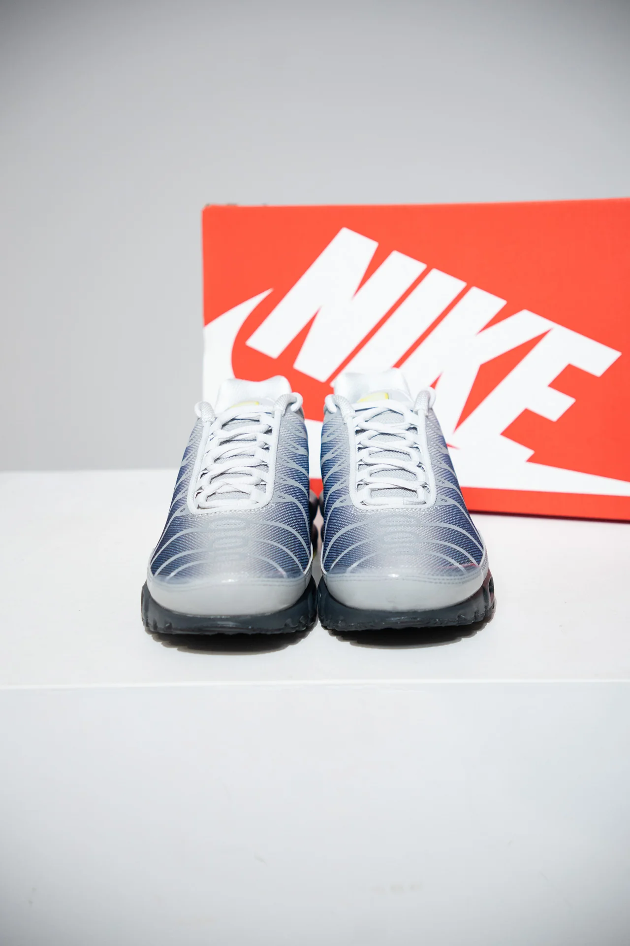 Air Max Plus (TN) Obsidian Opti Yellow (Taille 38,5) - Image 2