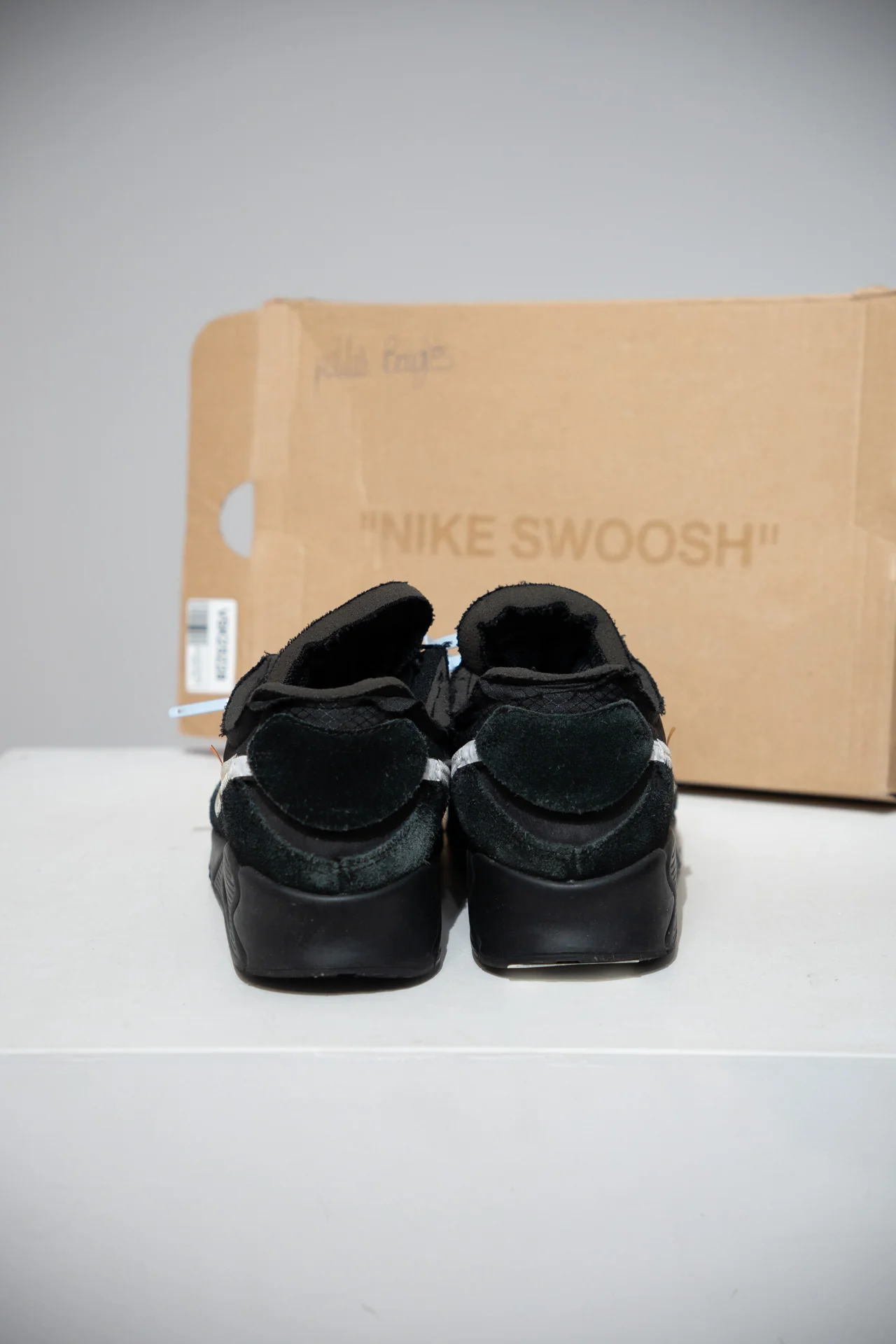 Air max 90 Off-White Black (Taille 44) - Image 3