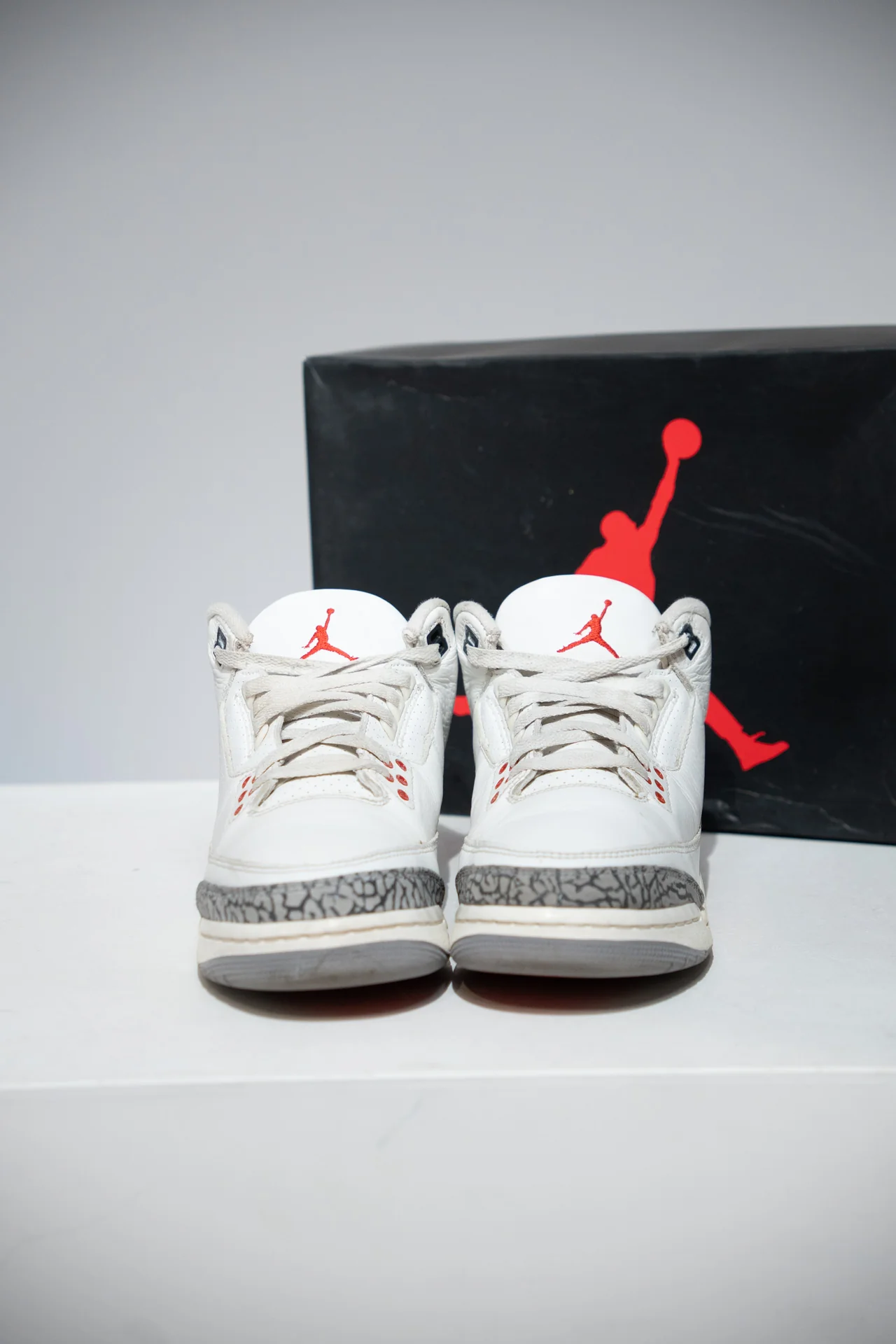 Jordan 3 White Cement Reimagined GS (Taille 40) - Image 2