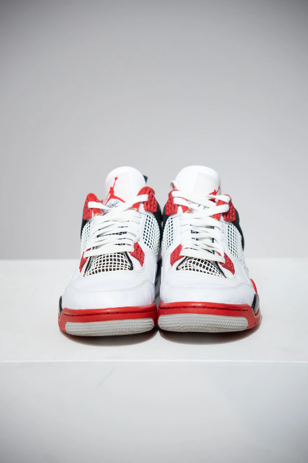 Jordan 4 Fire Red 2020 (Taille 44,5) - Image 2