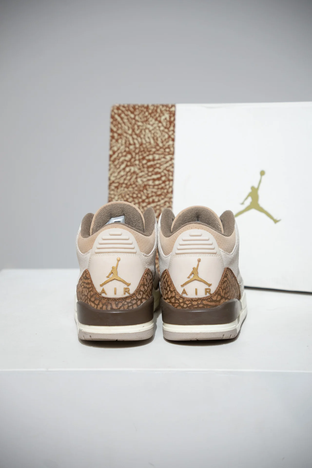 Jordan 3 Palomino (Taille 40,5) - Image 2
