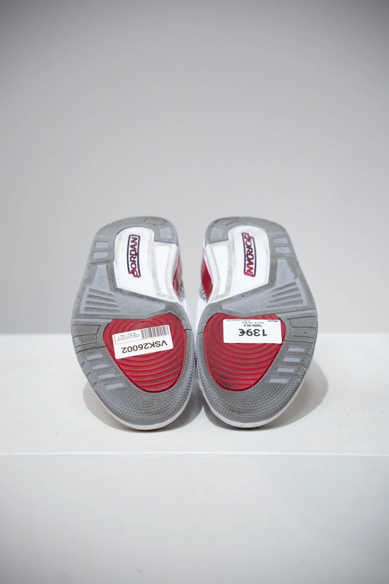 Jordan 3 Cardinal Red (Taille 40,5) - Image 4