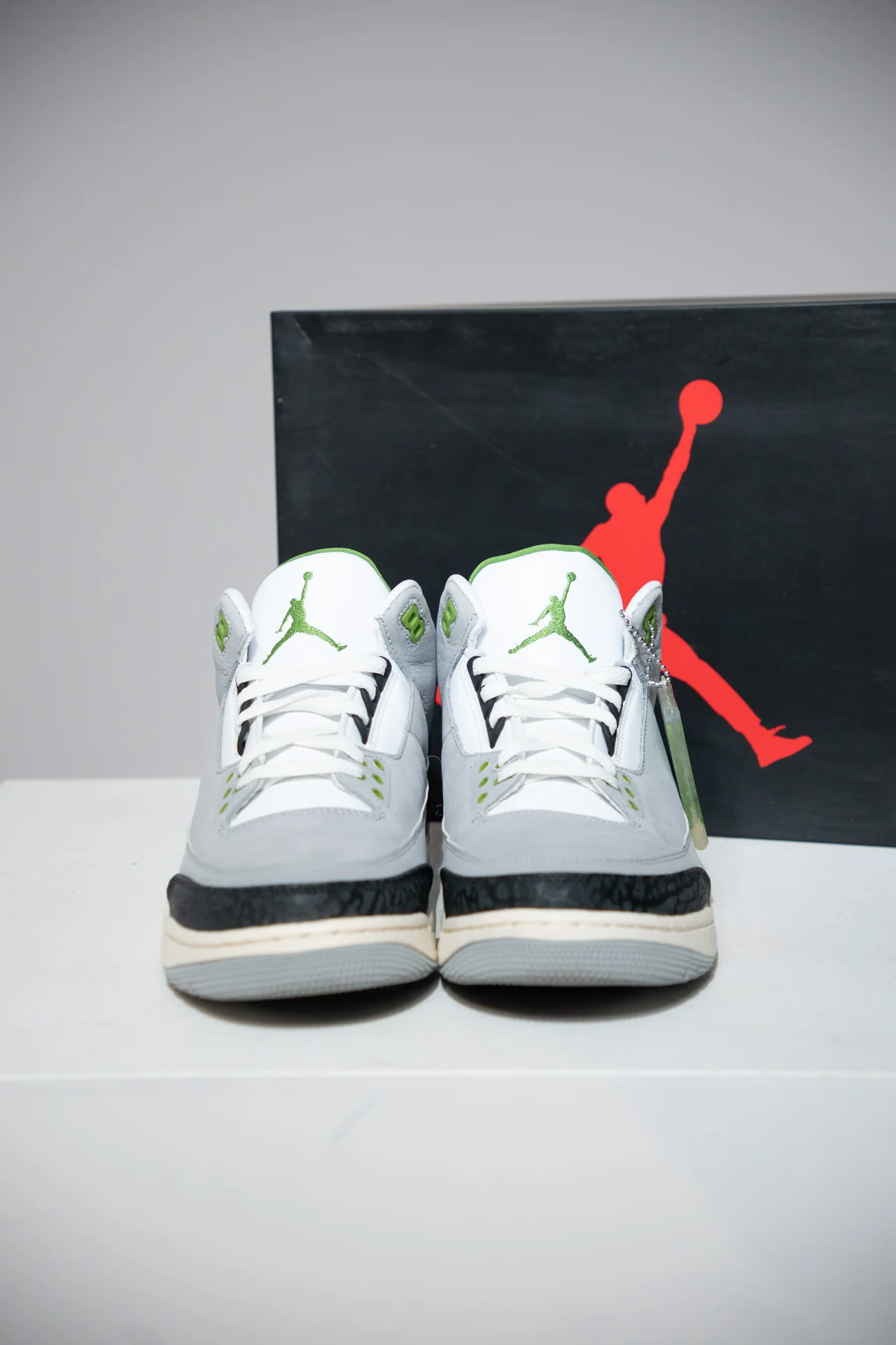 Jordan 3 Chlorophyll (Taille 44,5) - Image 2