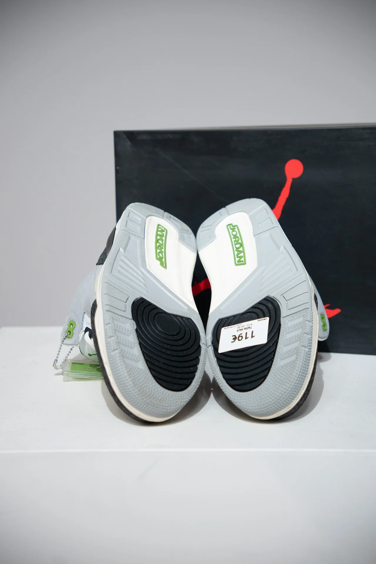 Jordan 3 Chlorophyll (Taille 44,5) - Image 4