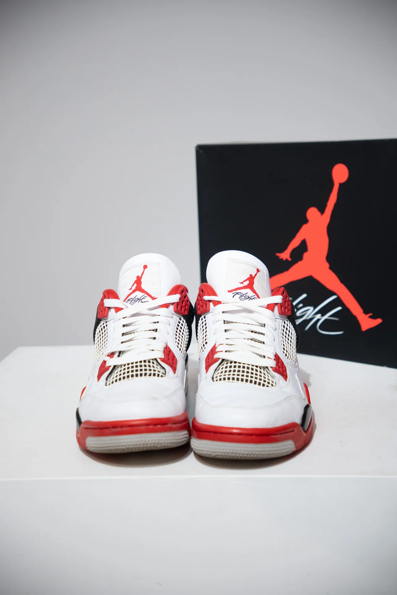 Jordan 4 Fire Red 2020 (Taille 44,5) - Image 5