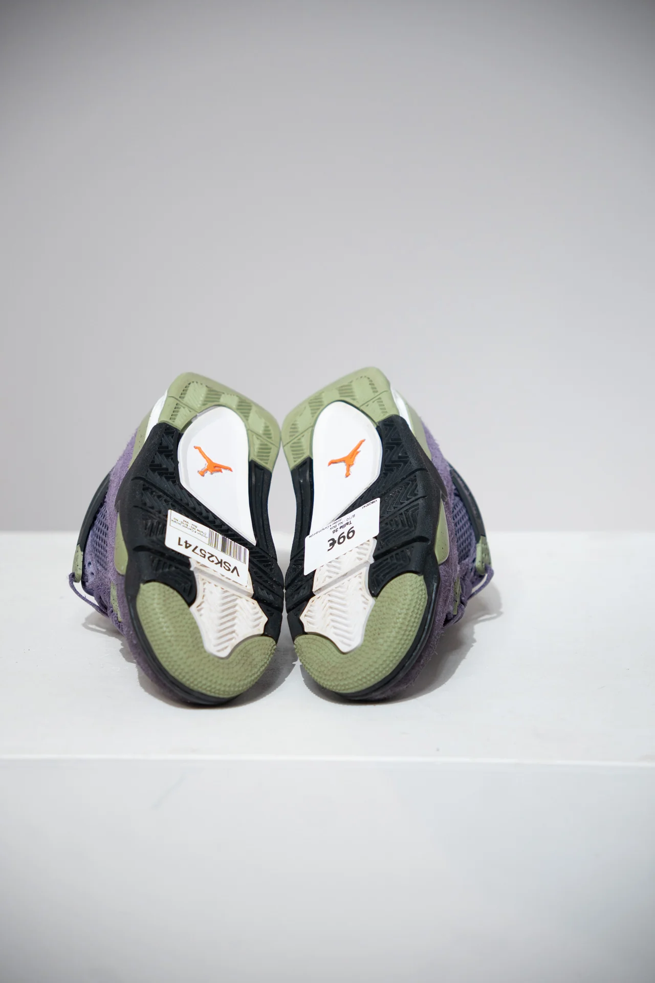 Jordan 4 Canyon purple (Taille 36) - Image 3