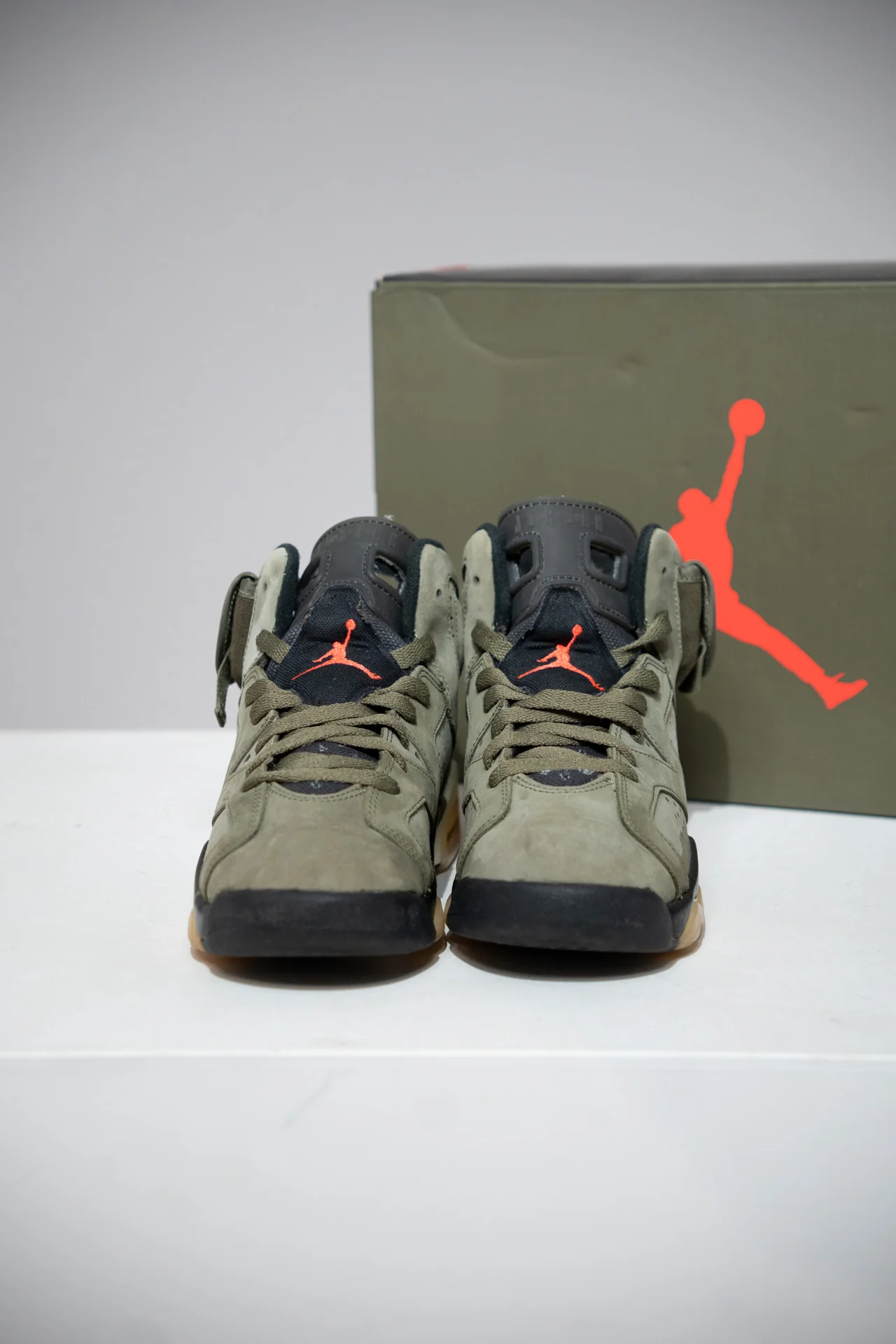 Jordan 6 Travis Scott Olive (Taille 37,5) - Image 10