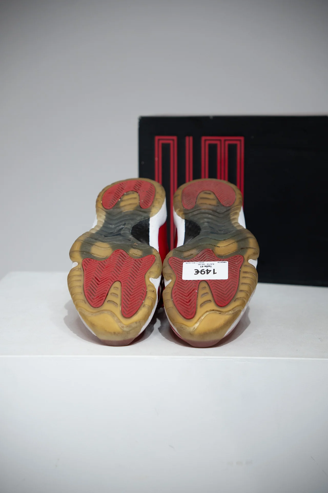 Jordan 11 Win Like 96 (Taille 41) - Image 3
