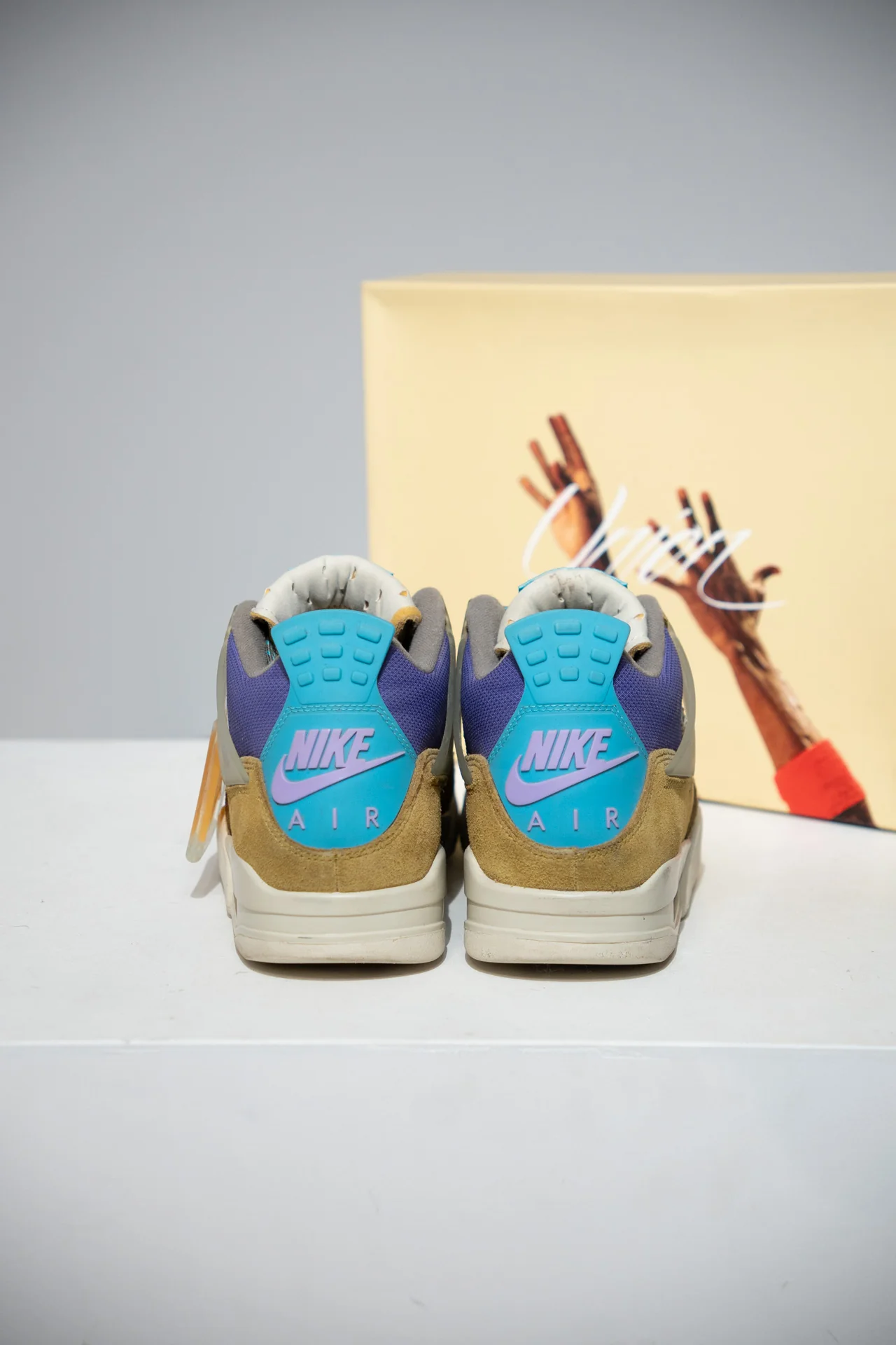 Jordan 4 Union Desert Moss (Taille 41) - Image 3