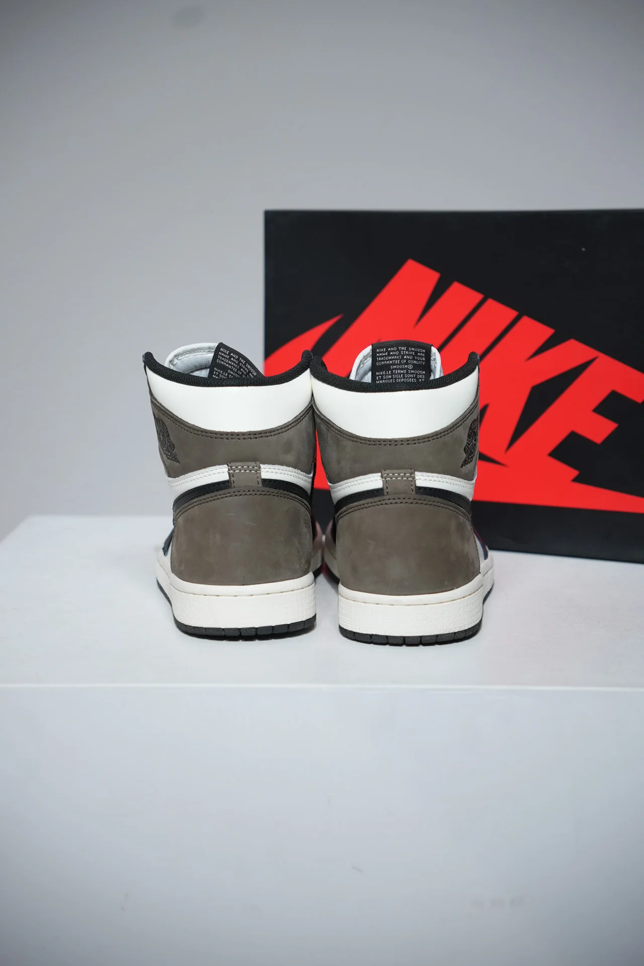 Jordan 1 High Mocha (Taille 41) - Image 3