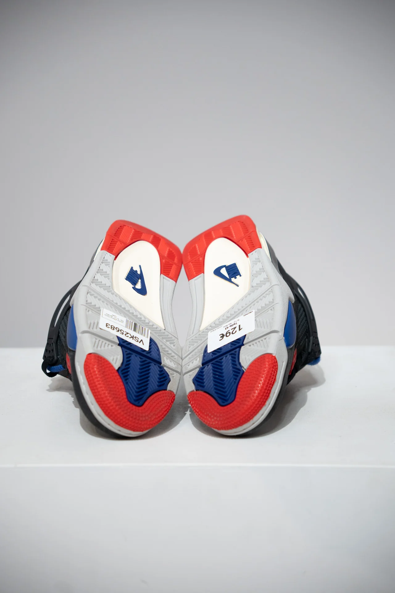 Jordan 4 Rare (Taille 43) - Image 4