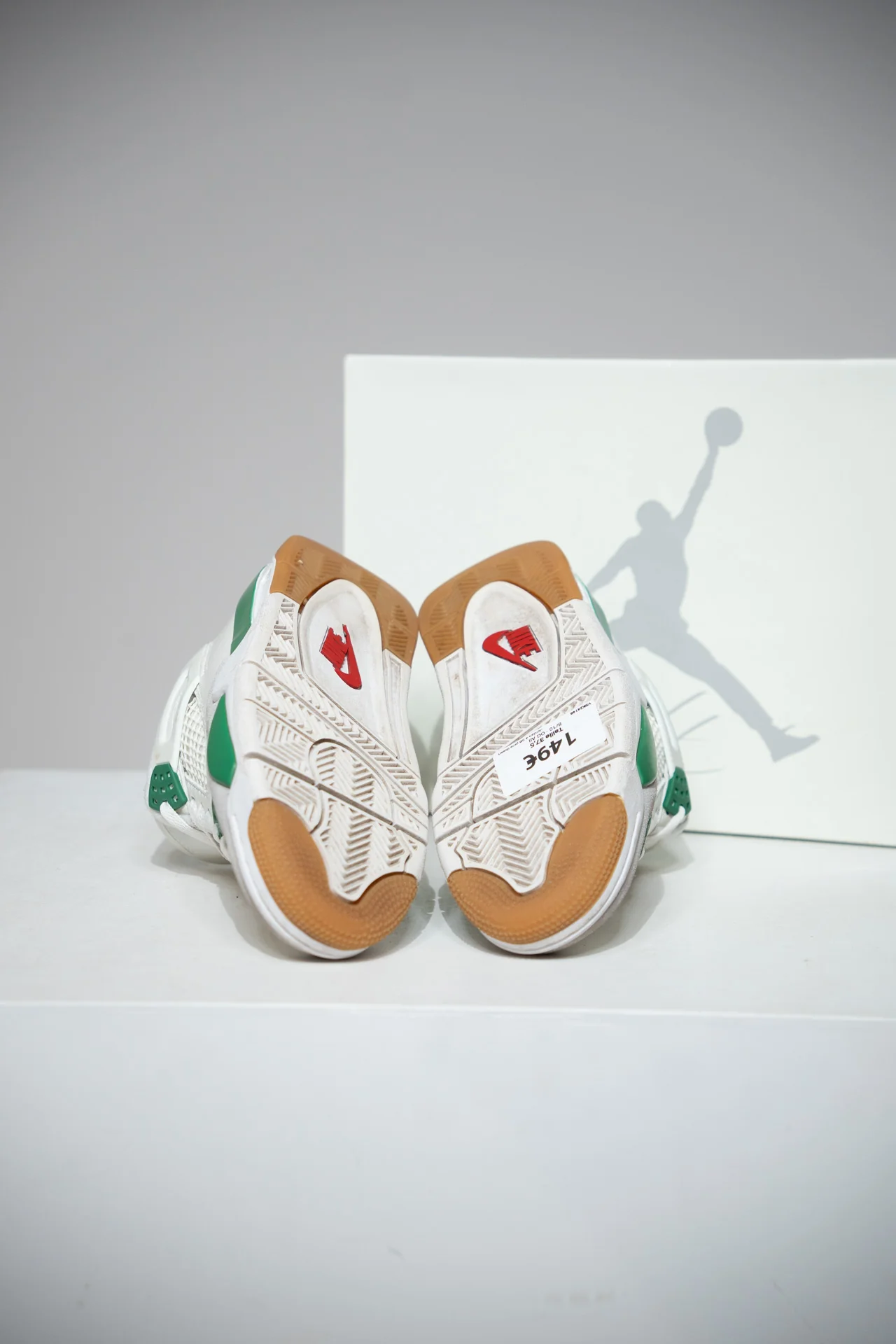 Jordan 4 SB pine Green (Taille 37,5) - Image 2
