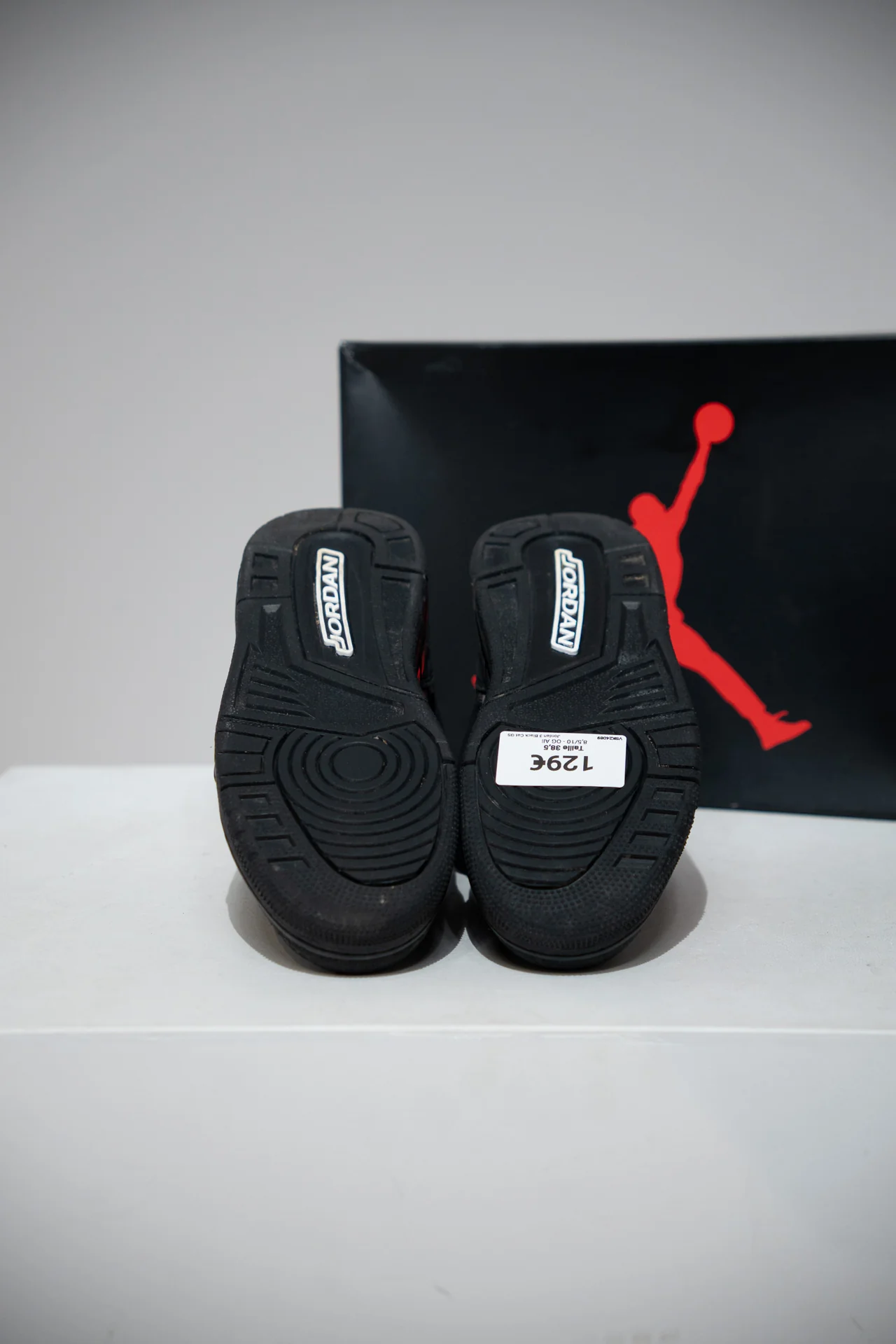 Jordan 3 Black Cat GS (Taille 38,5) - Image 4