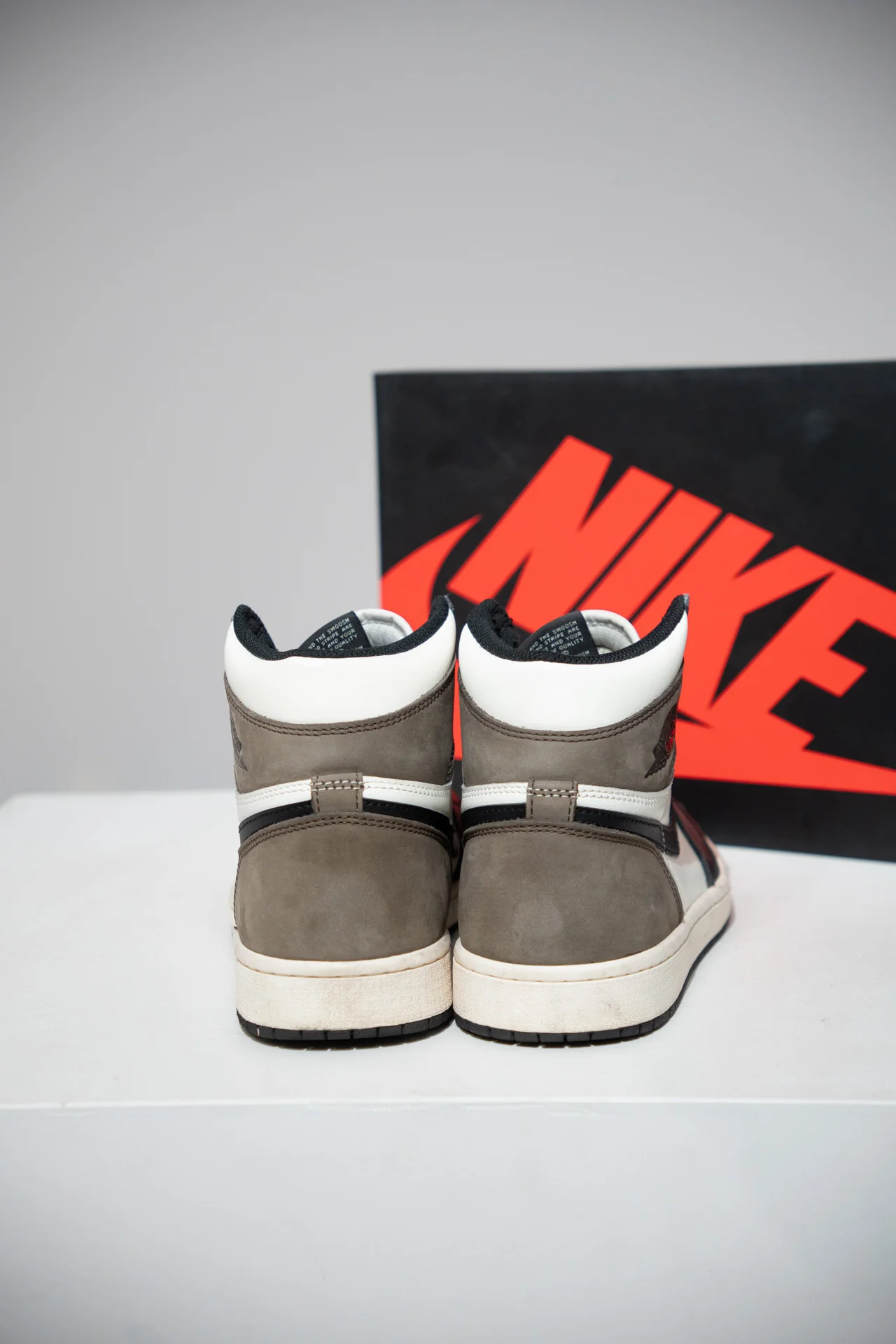 Jordan 1 High Mocha (Taille 42) - Image 2
