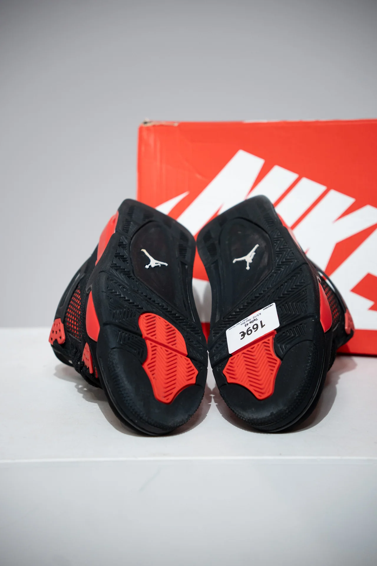 Jordan 4 Red Thunder (Taille 43) - Image 2