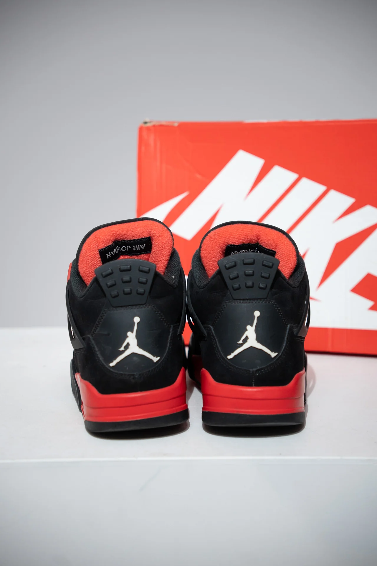 Jordan 4 Red Thunder (Taille 43) - Image 8