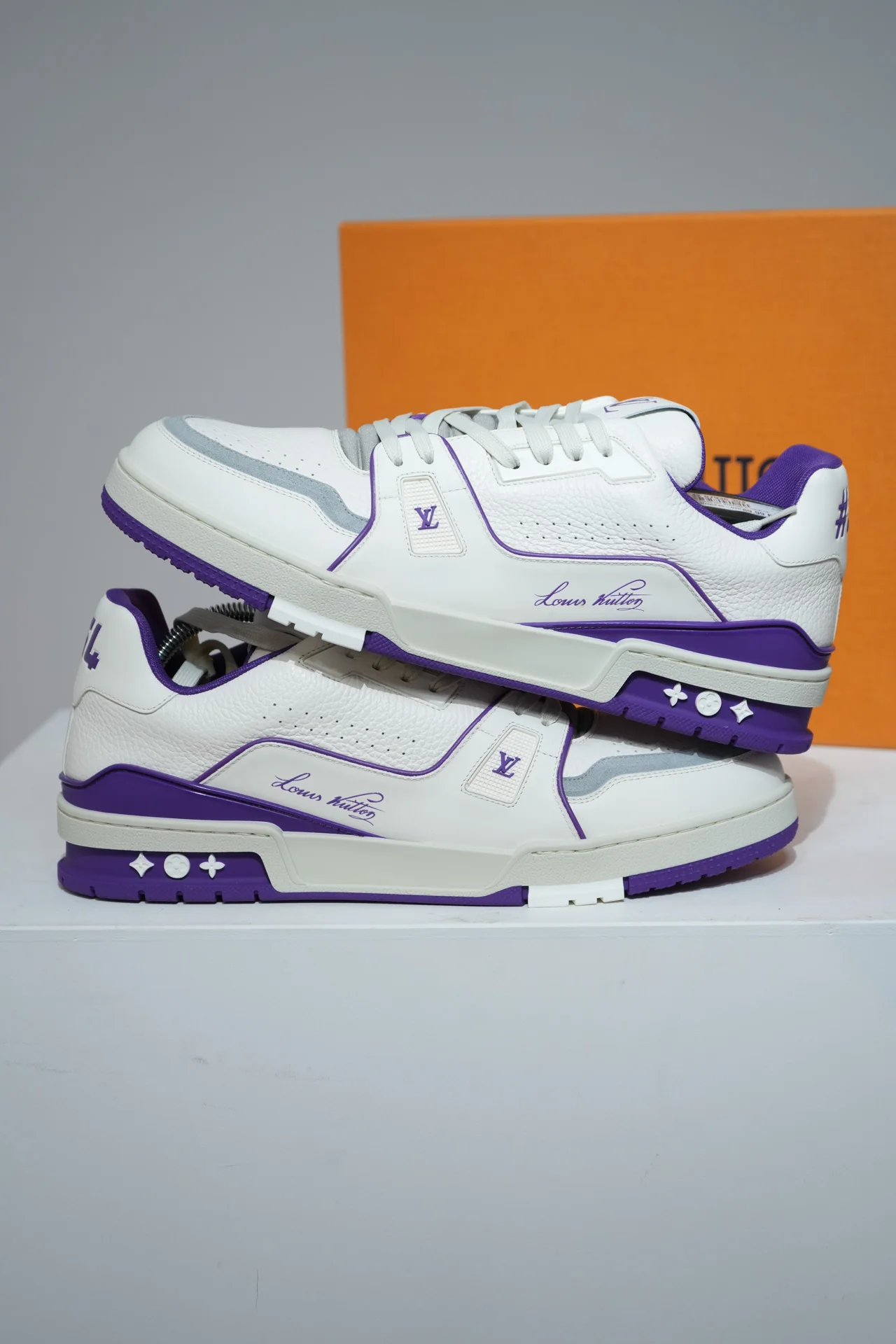 Louis Vuitton Trainer 54 Purple (Taille 40,5 (6IT)) - Image 5