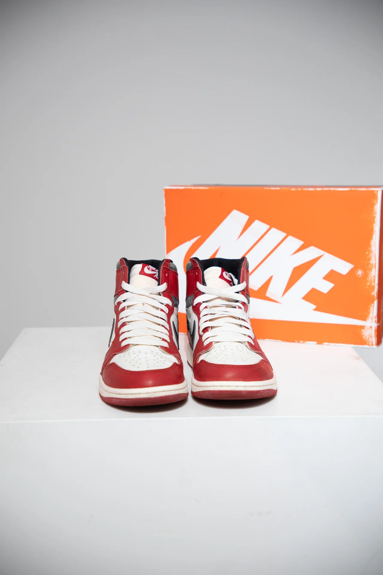 Jordan 1 High Lost And Found (Taille 41) - Image 2