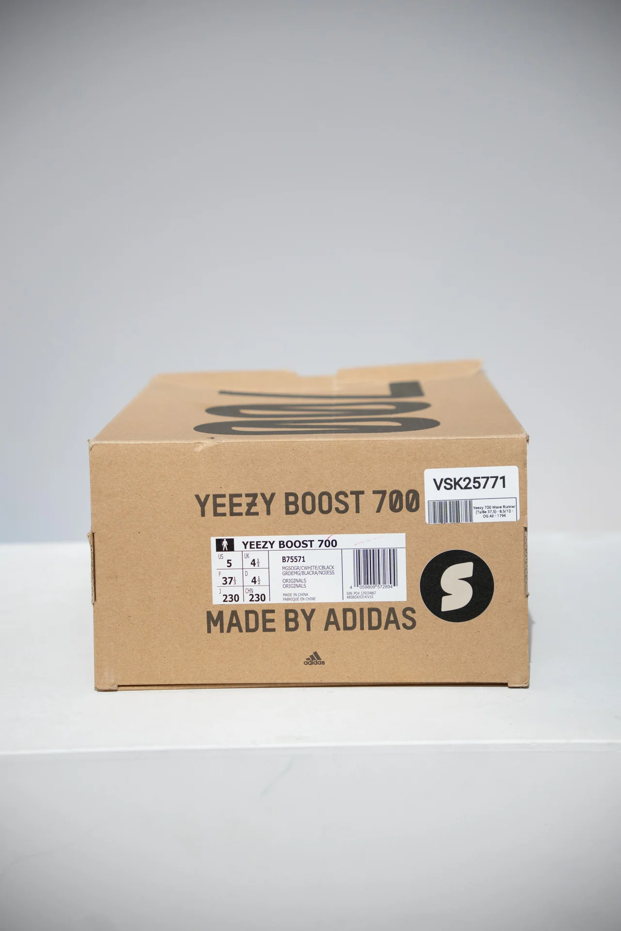 Yeezy 700 Wave Runner (Taille 37,5) - Image 7
