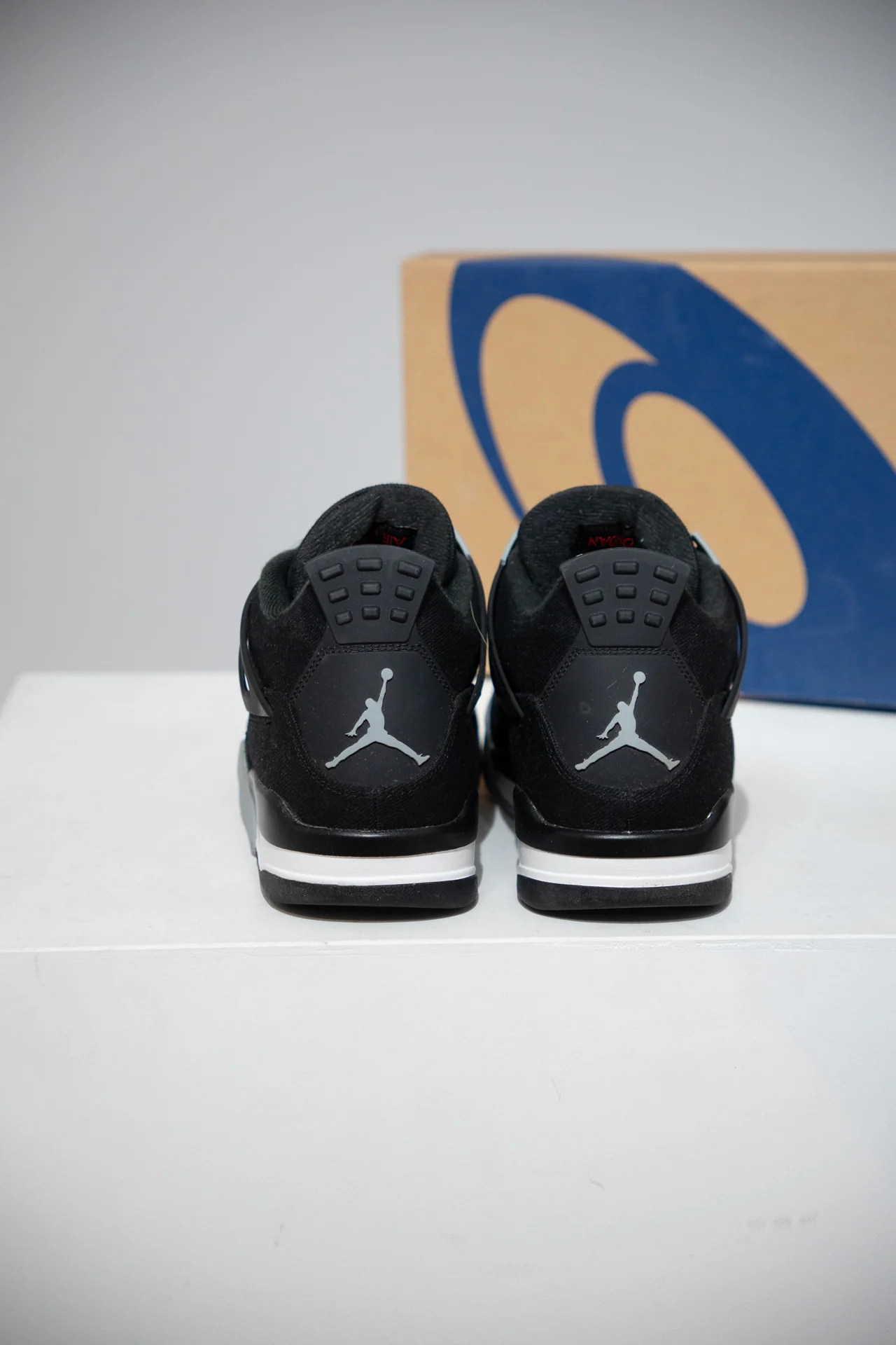 Jordan 4 Black Canvas (Taille 44) - Image 3