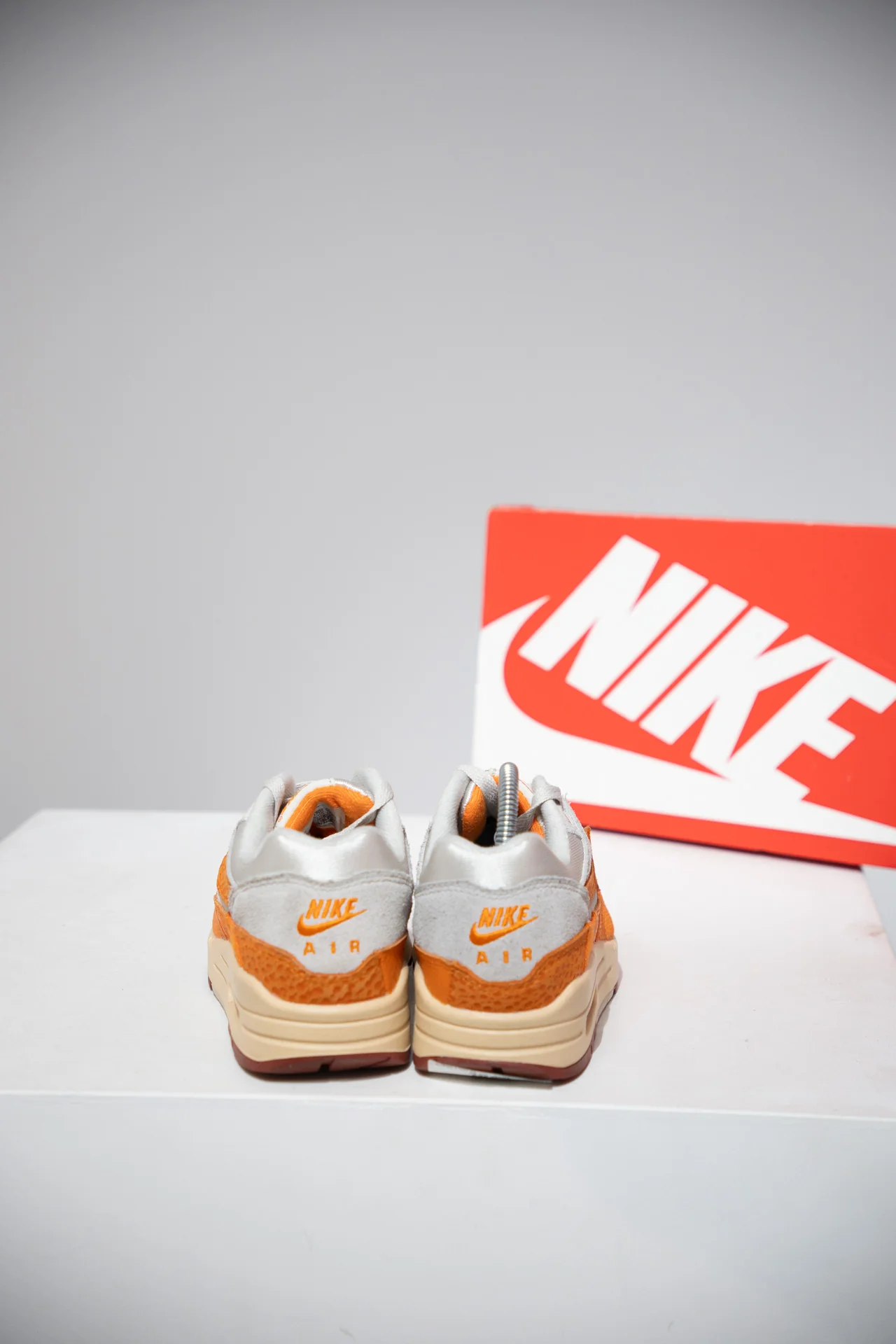 Air Max 1 Magma (Taille 35,5) - Image 2