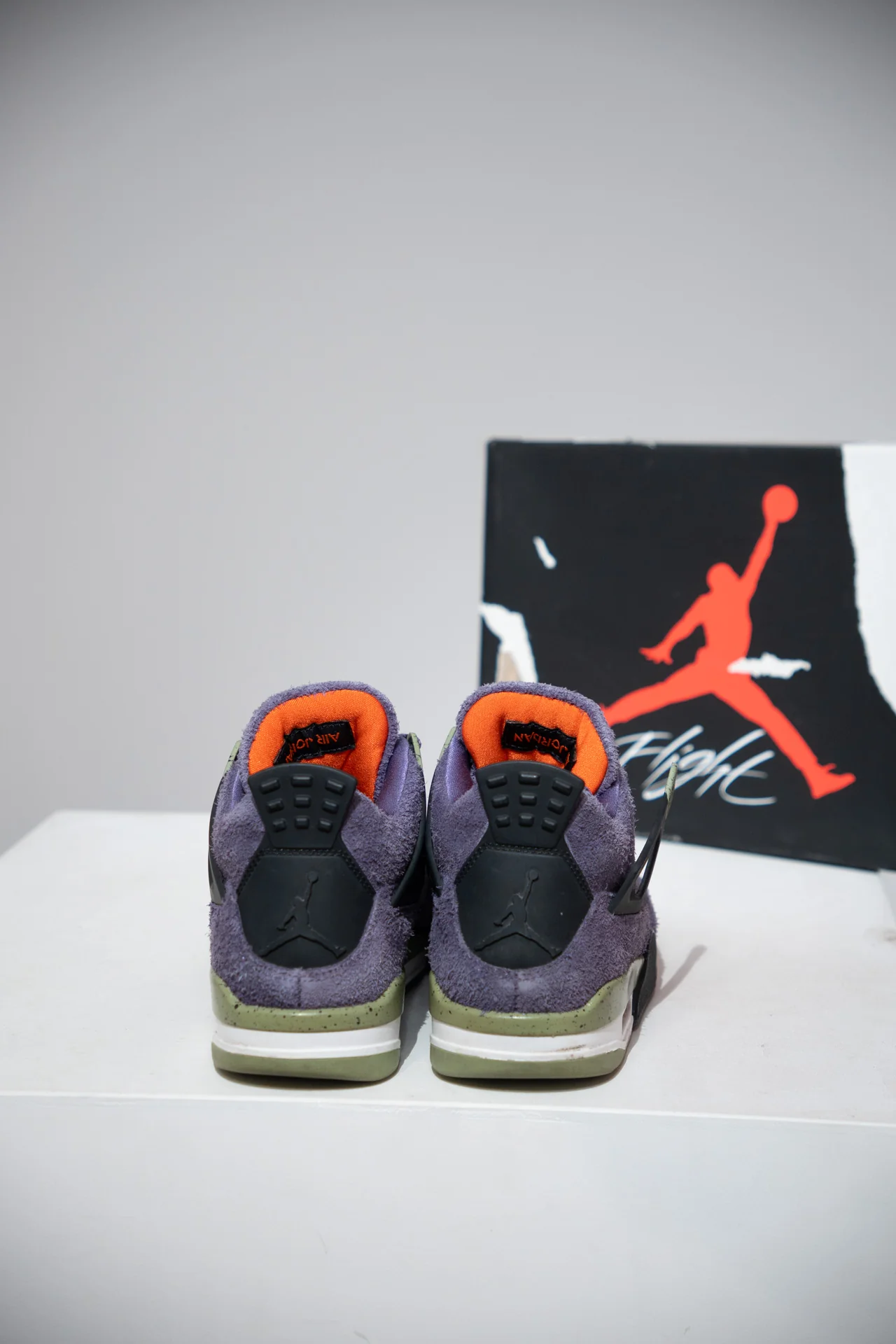Jordan 4 Canyon purple (Taille 38,5) - Image 3