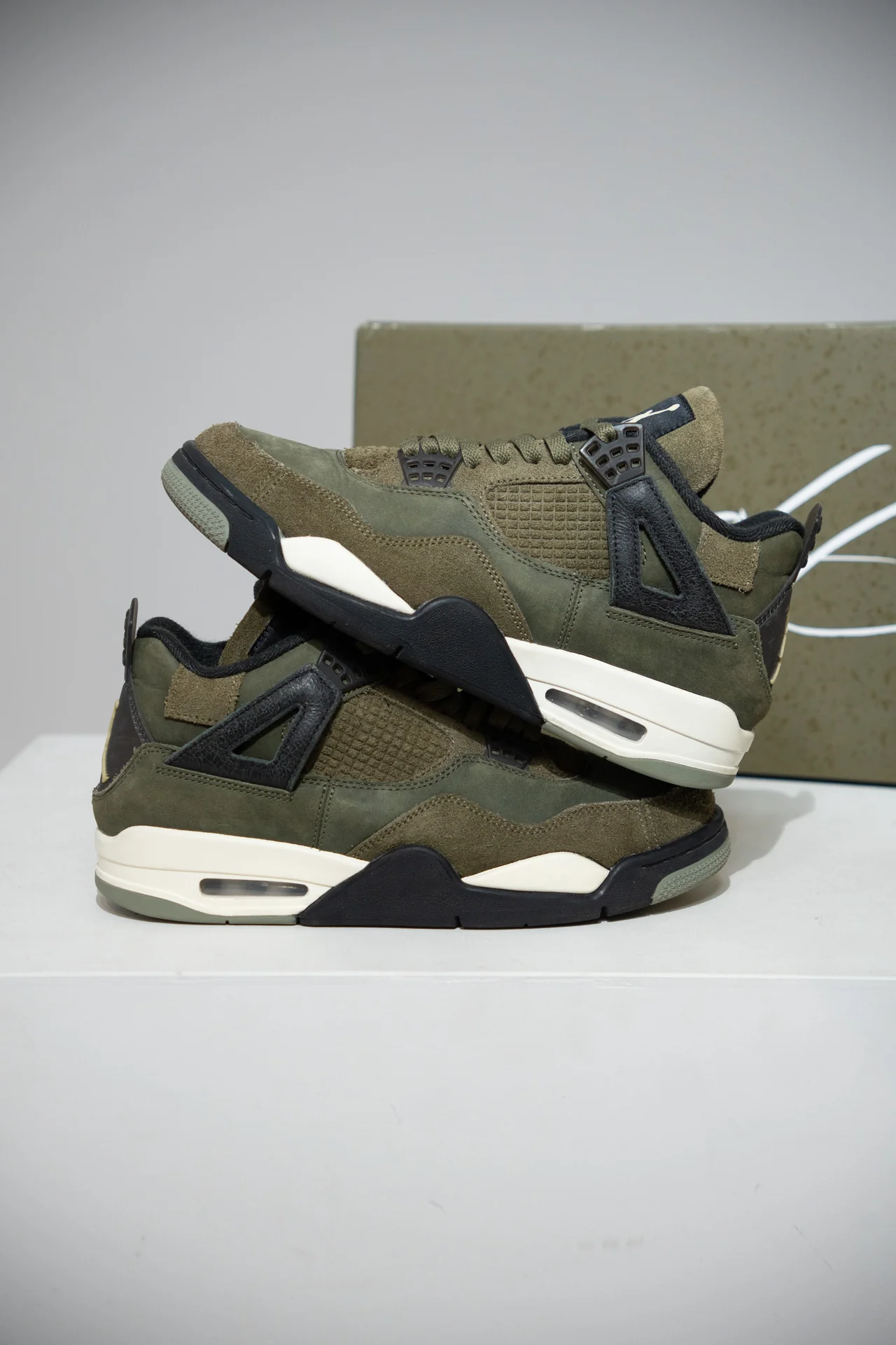 Jorda 4 Craft Olive (Taille 41)