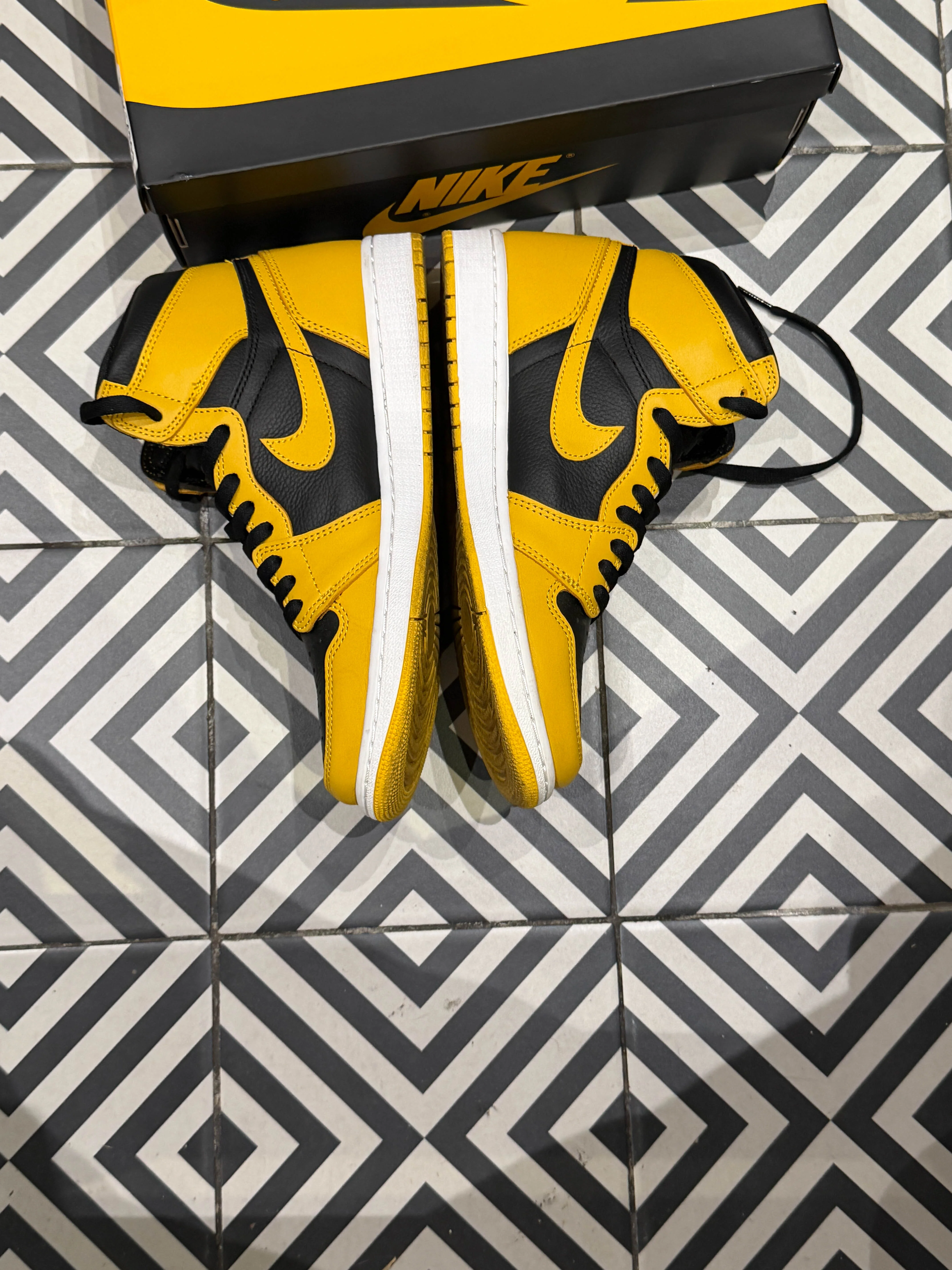 Jordan 1 High Pollen (Taille 42,5) - Image 2