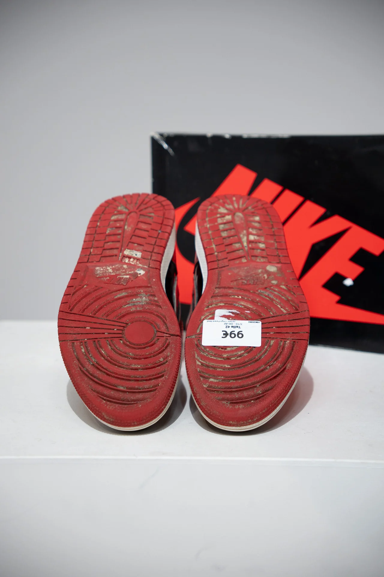 Jordan 1 High Patent Bred (Taille 42) - Image 3