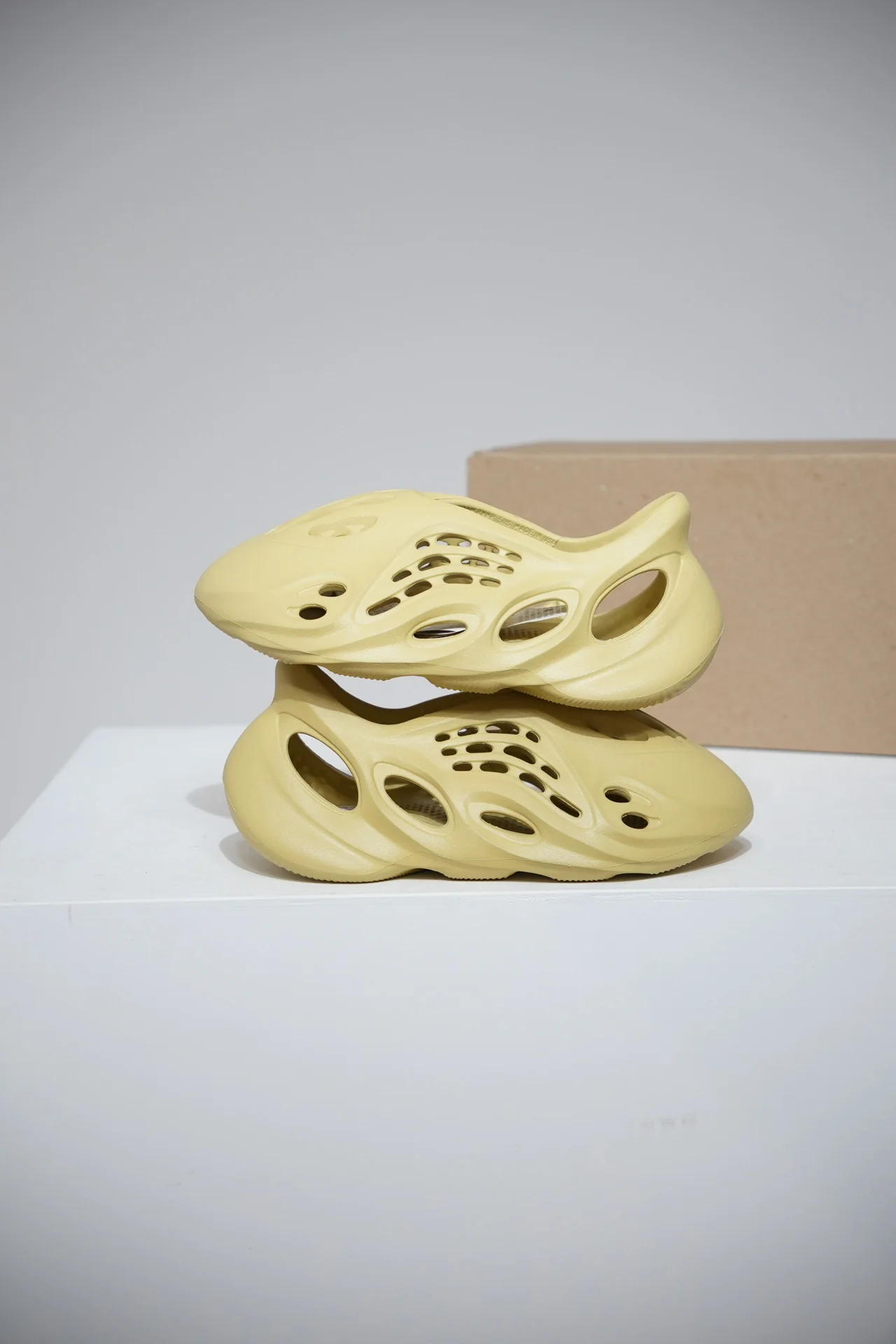 Yeezy Foam Runner Ochre (Taille 36)