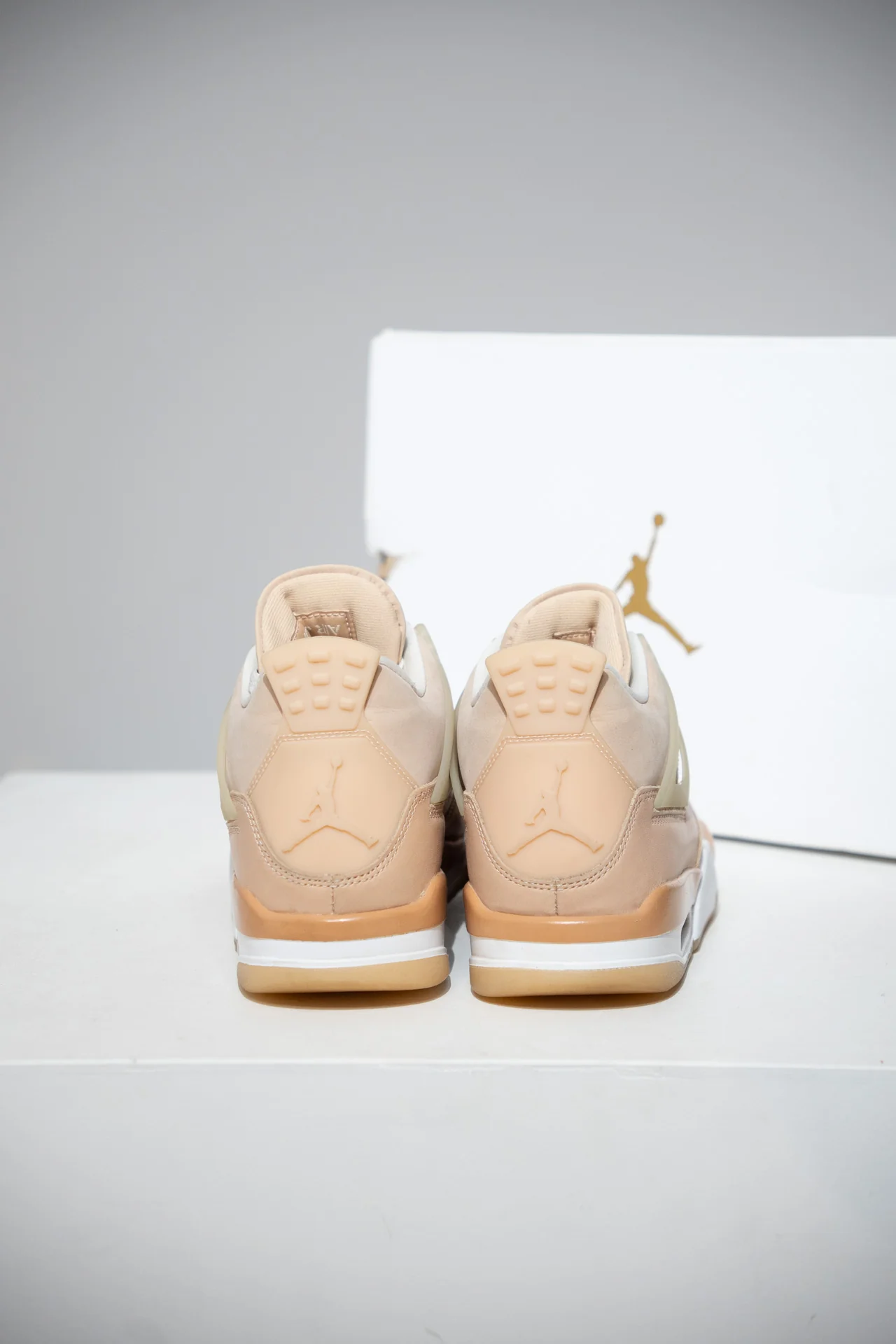 Jordan 4 Shimmer (Taille 38,5) - Image 2