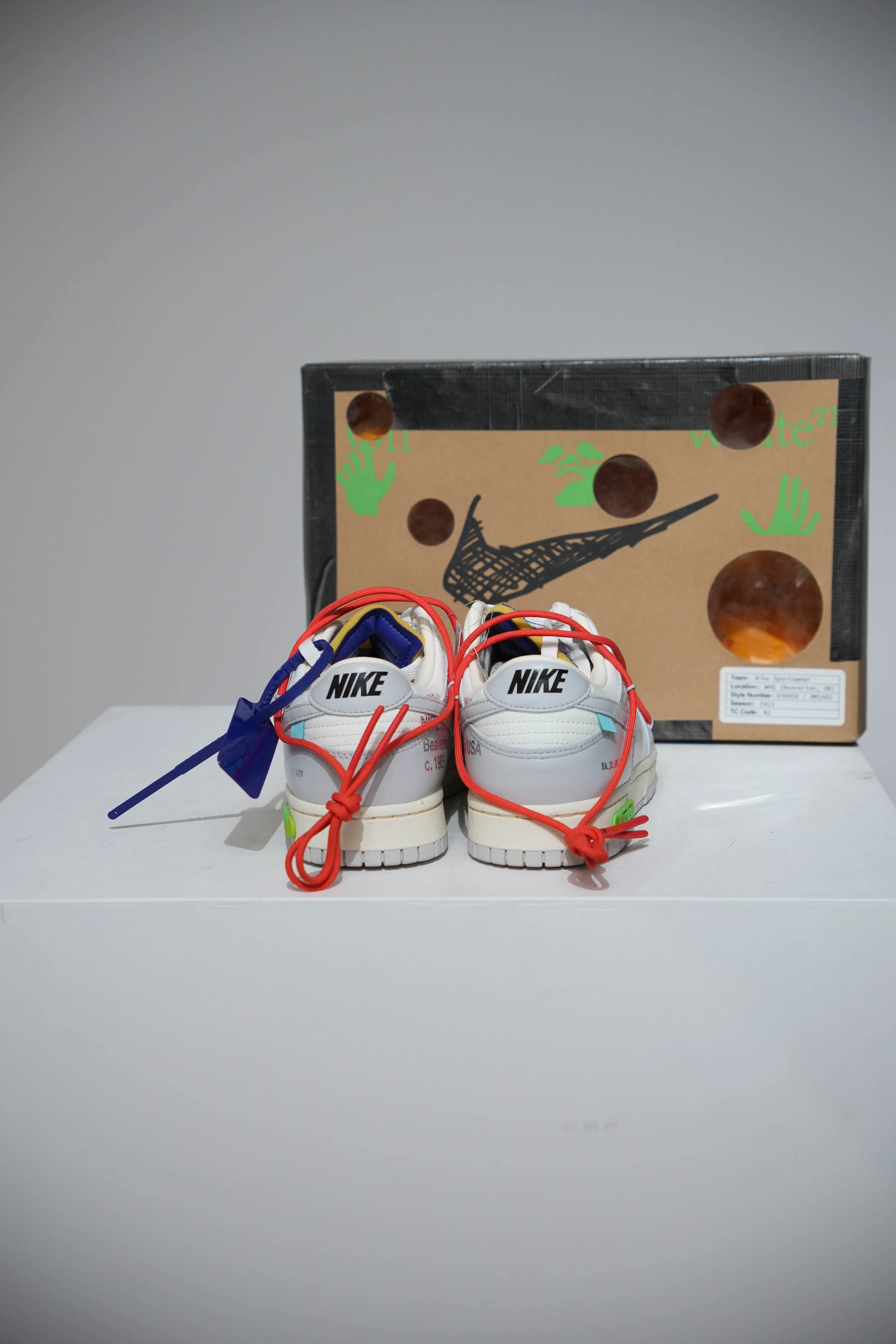 Dunk Low Off White Lot 23/50 (Taille 40) - Image 2