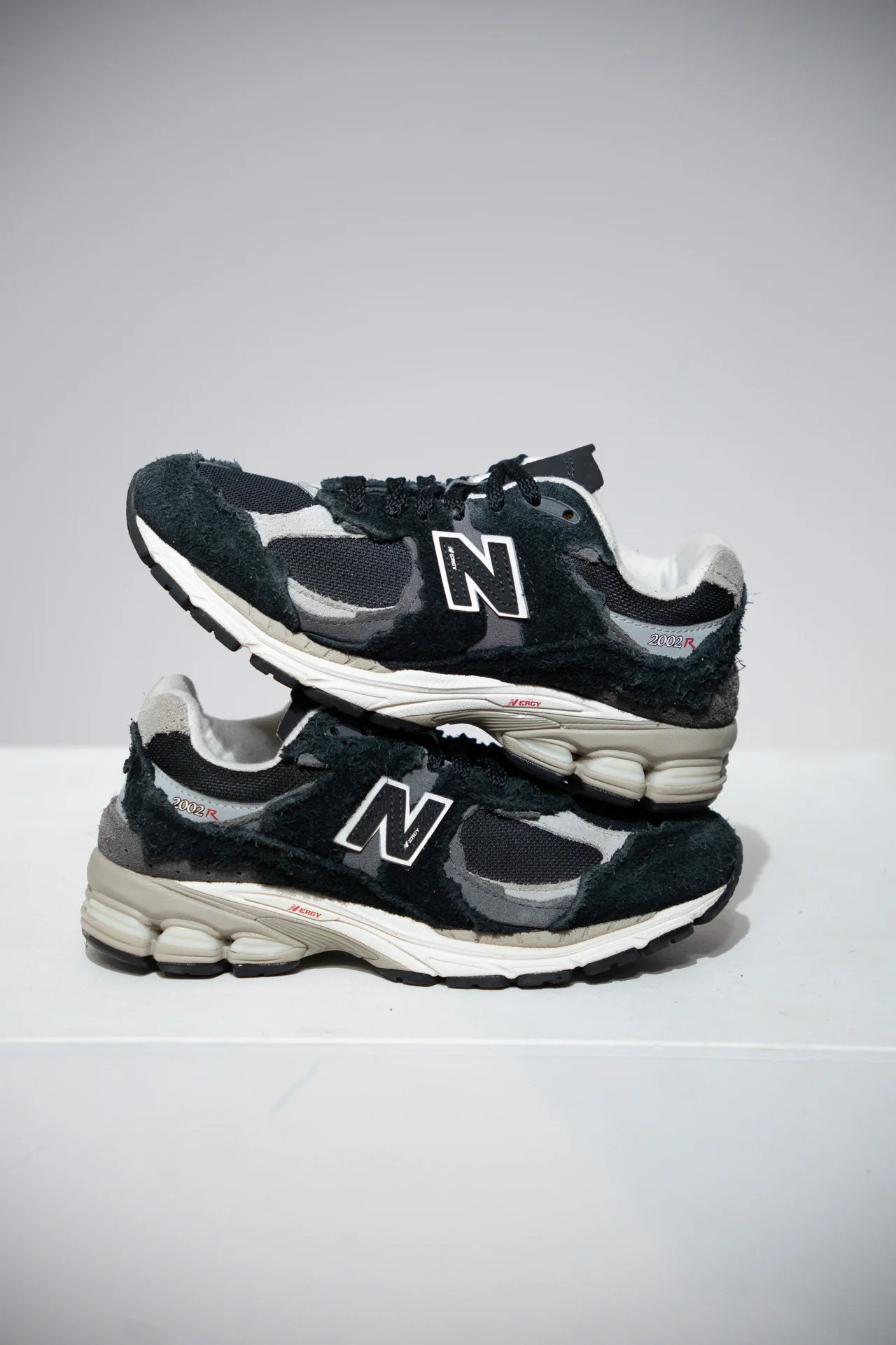 New Balance 2002R Protection Pack Black (Taille 36)