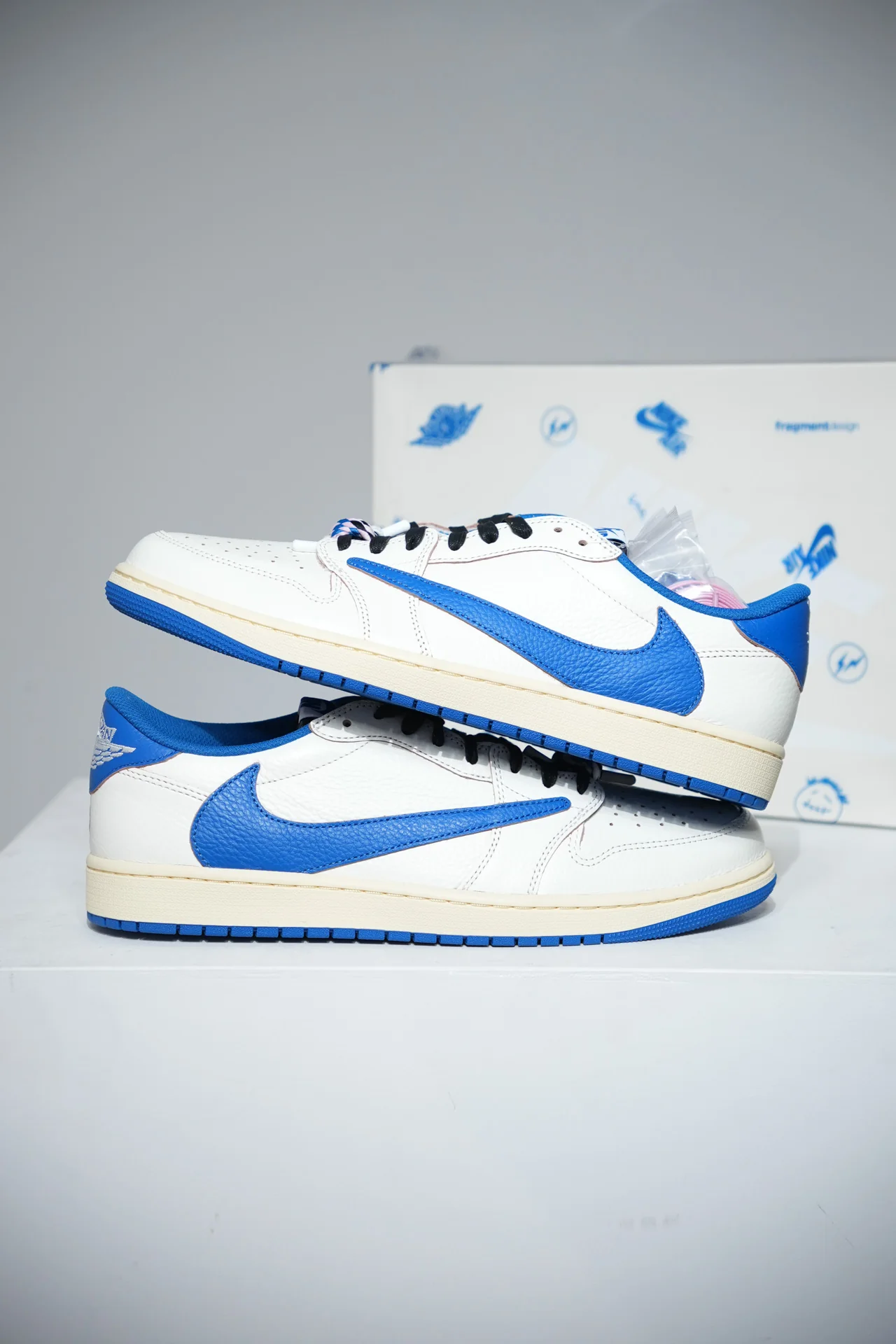 Jordan 1 Low Travis Scott Fragment 2025 (Taille 45,5)