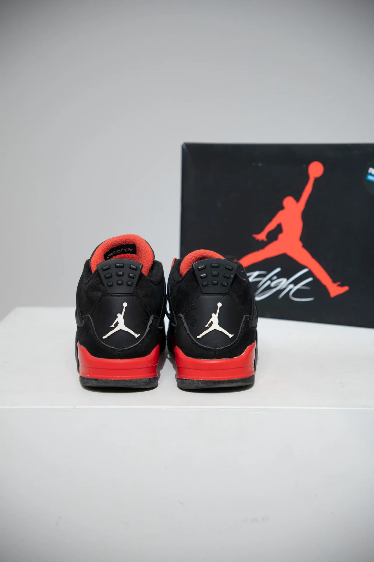 Jordan 4 Red Thunder GS (Taille 40) - Image 3