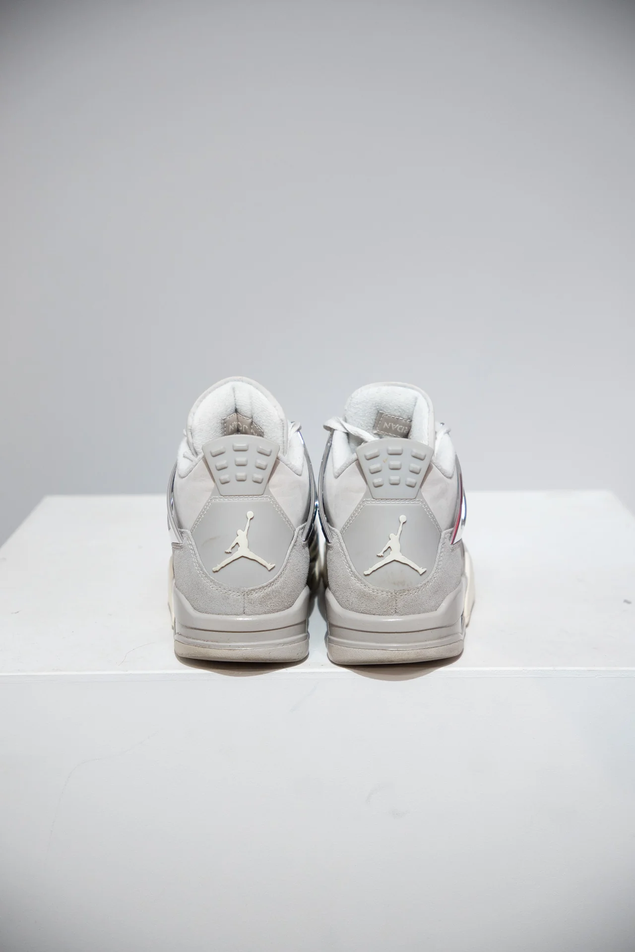 Jordan 4 Frozen Moments (Taille 38,5) - Image 3