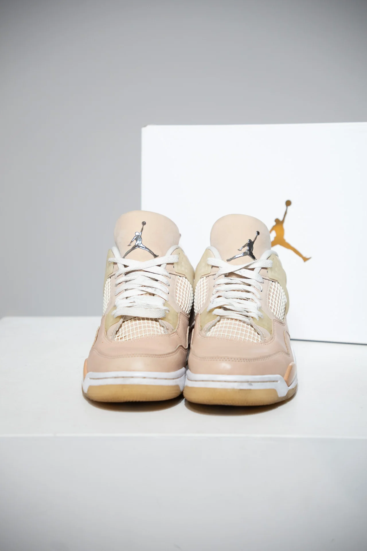 Jordan 4 Shimmer (Taille 40) - Image 3